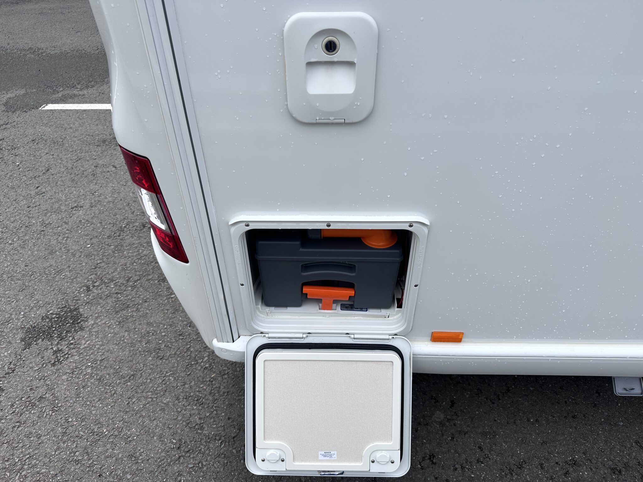 Swift Sprite Compact – 2022 Caravan - Image 19
