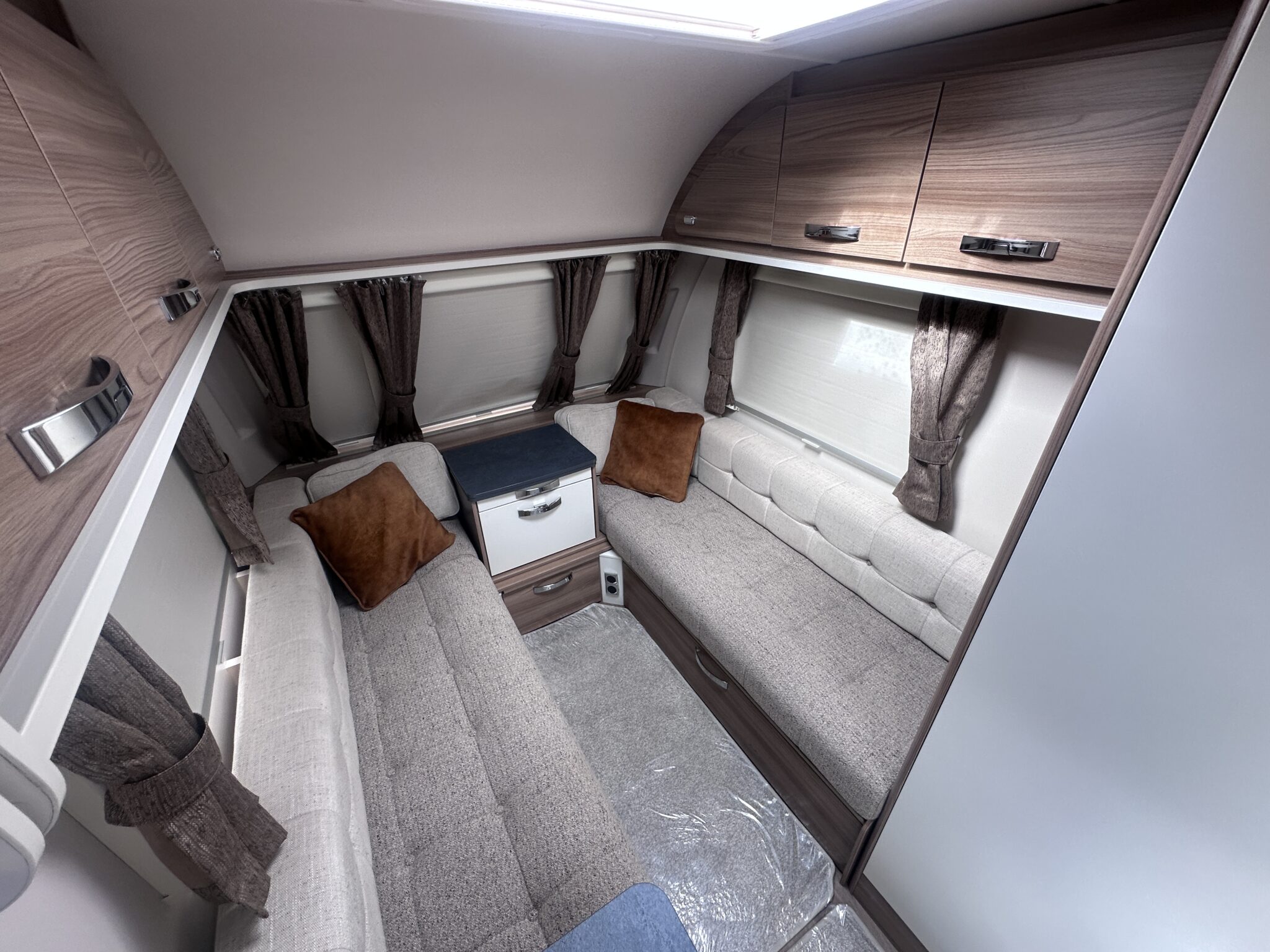 Swift Sprite Compact – 2022 Caravan - Image 22