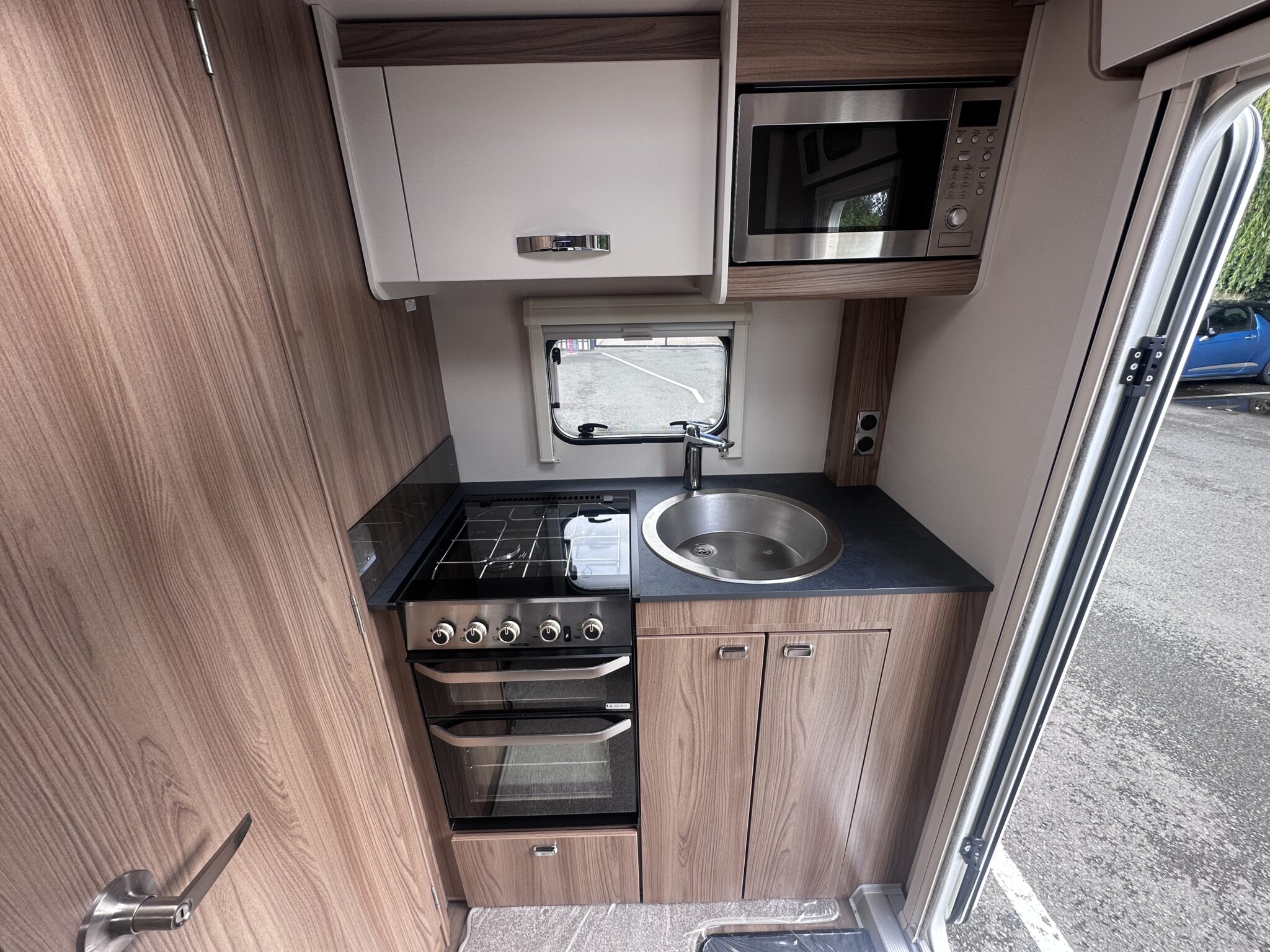 Swift Sprite Compact – 2022 Caravan - Image 23