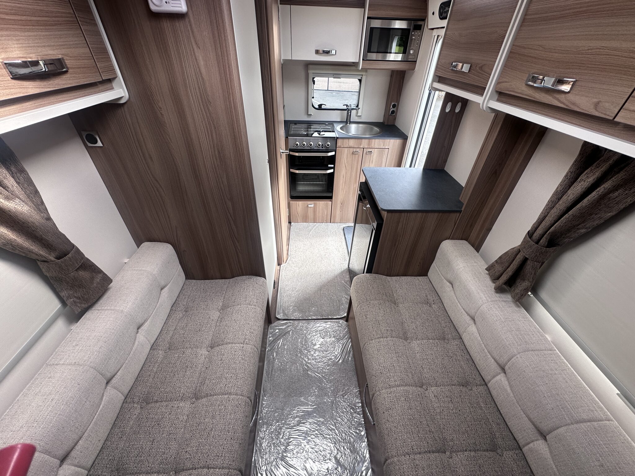 Swift Sprite Compact – 2022 Caravan - Image 27