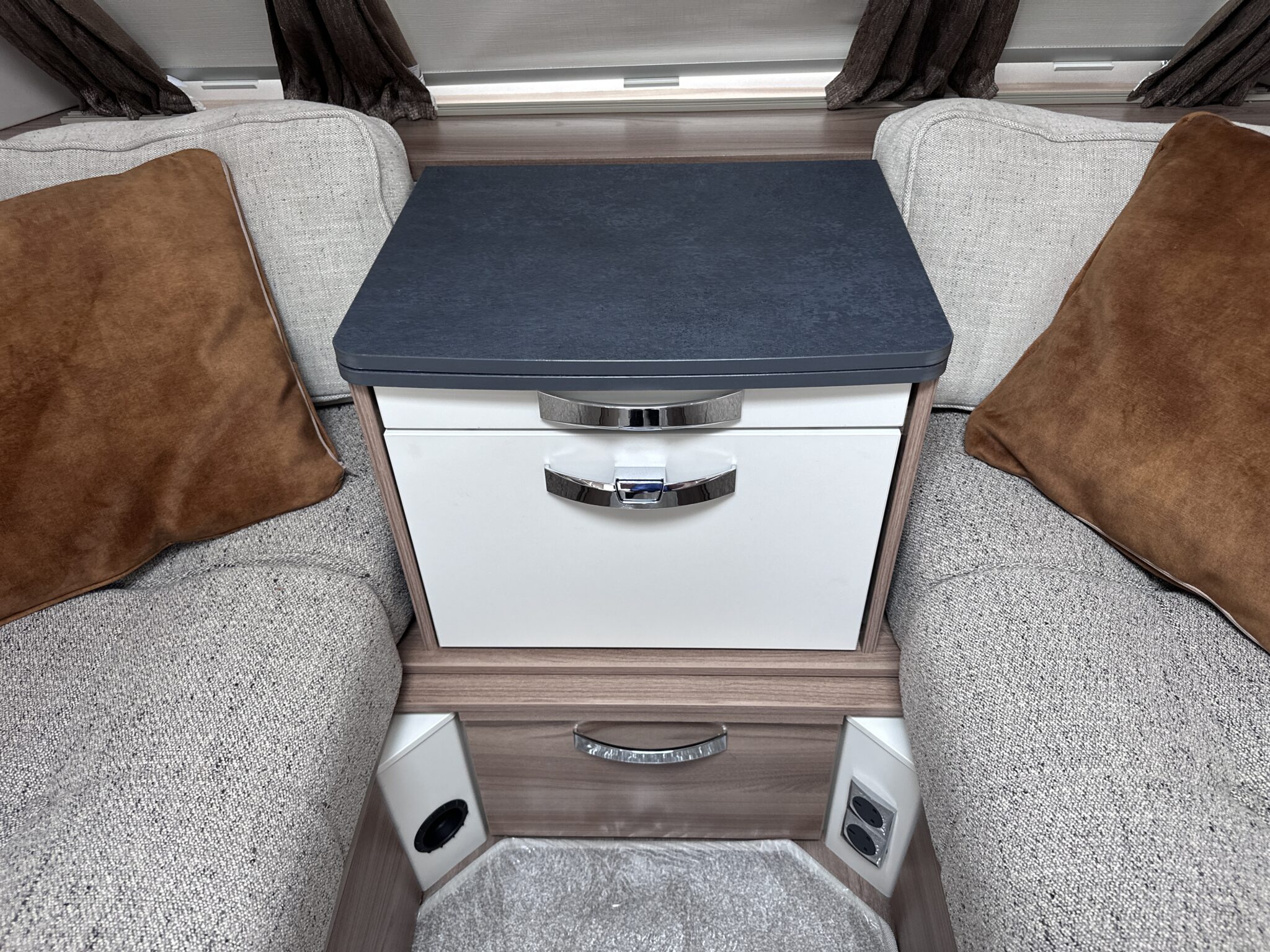 Swift Sprite Compact – 2022 Caravan - Image 35