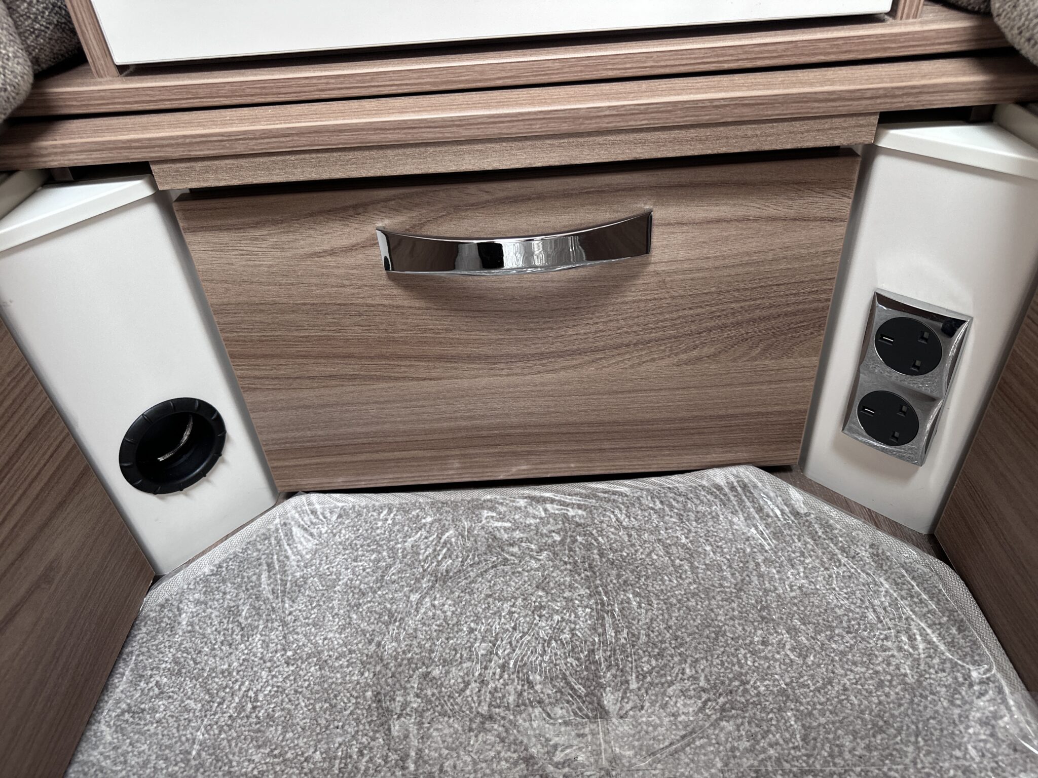 Swift Sprite Compact – 2022 Caravan - Image 39