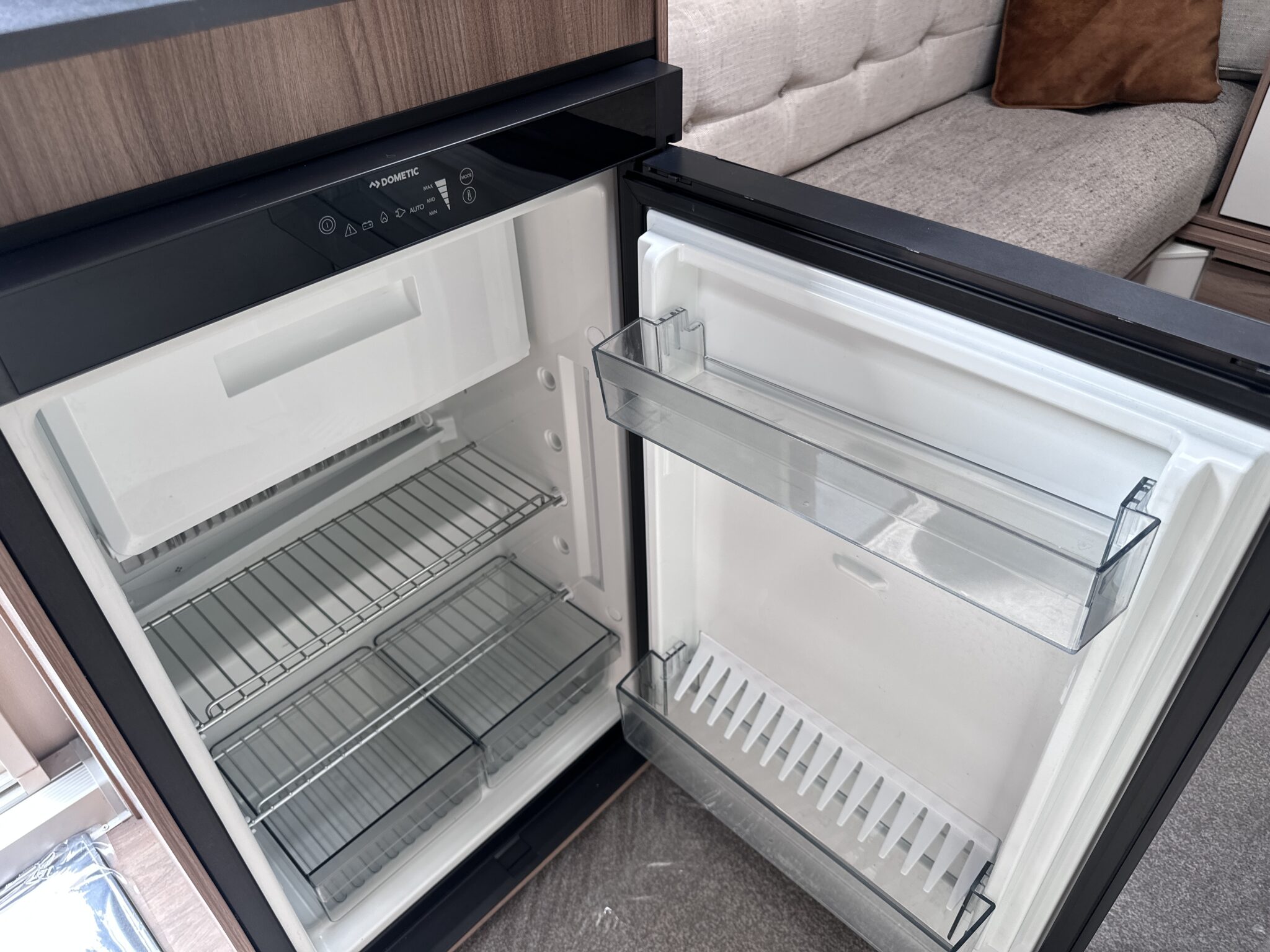 Swift Sprite Compact – 2022 Caravan - Image 49