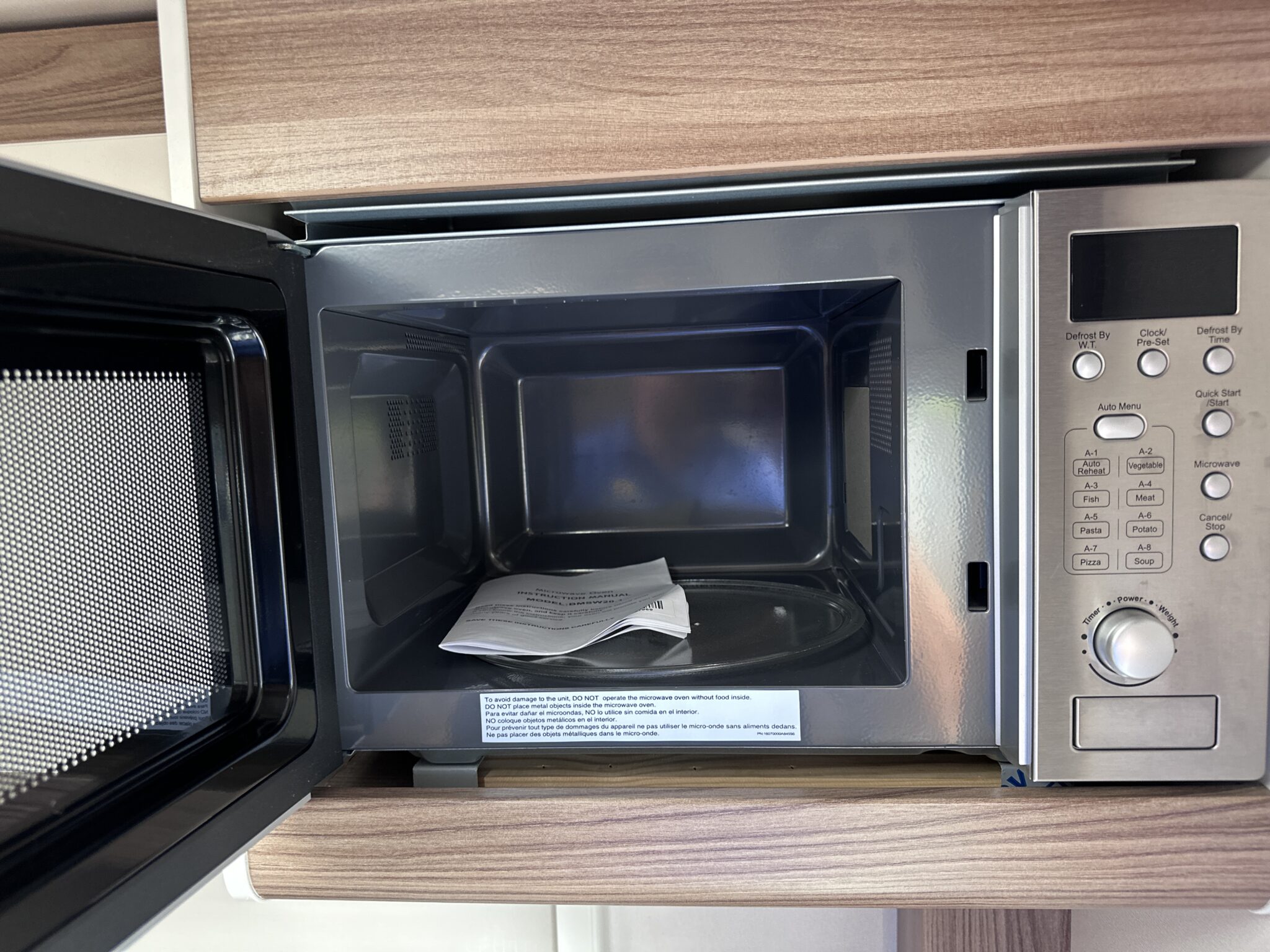 Swift Sprite Compact – 2022 Caravan - Image 59