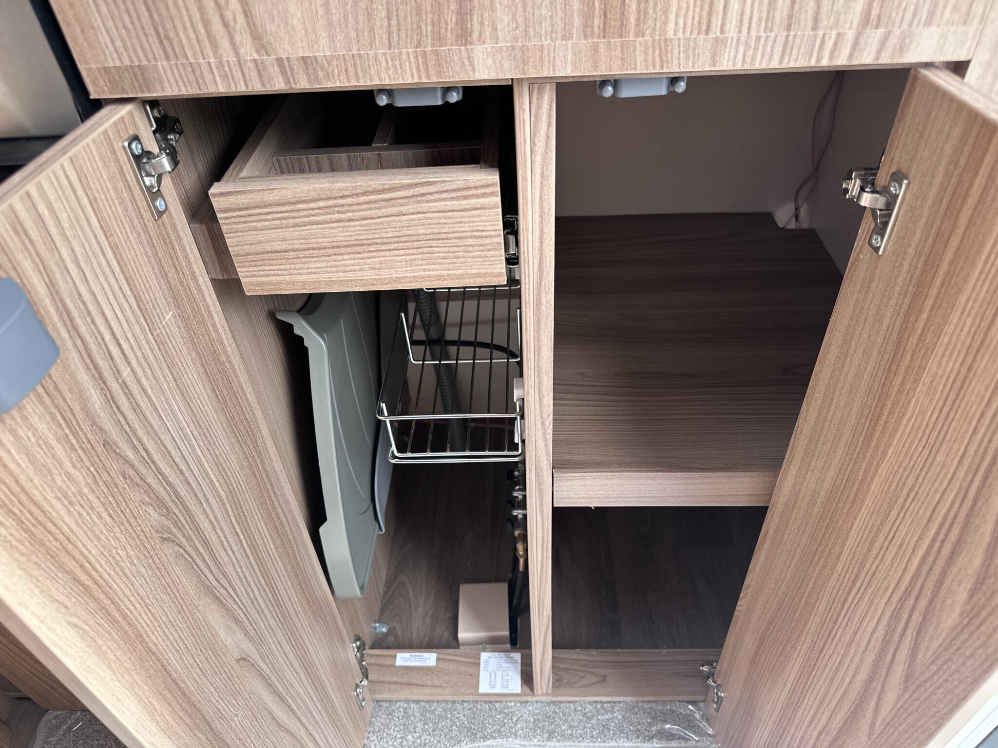 Swift Sprite Compact – 2022 Caravan - Image 64