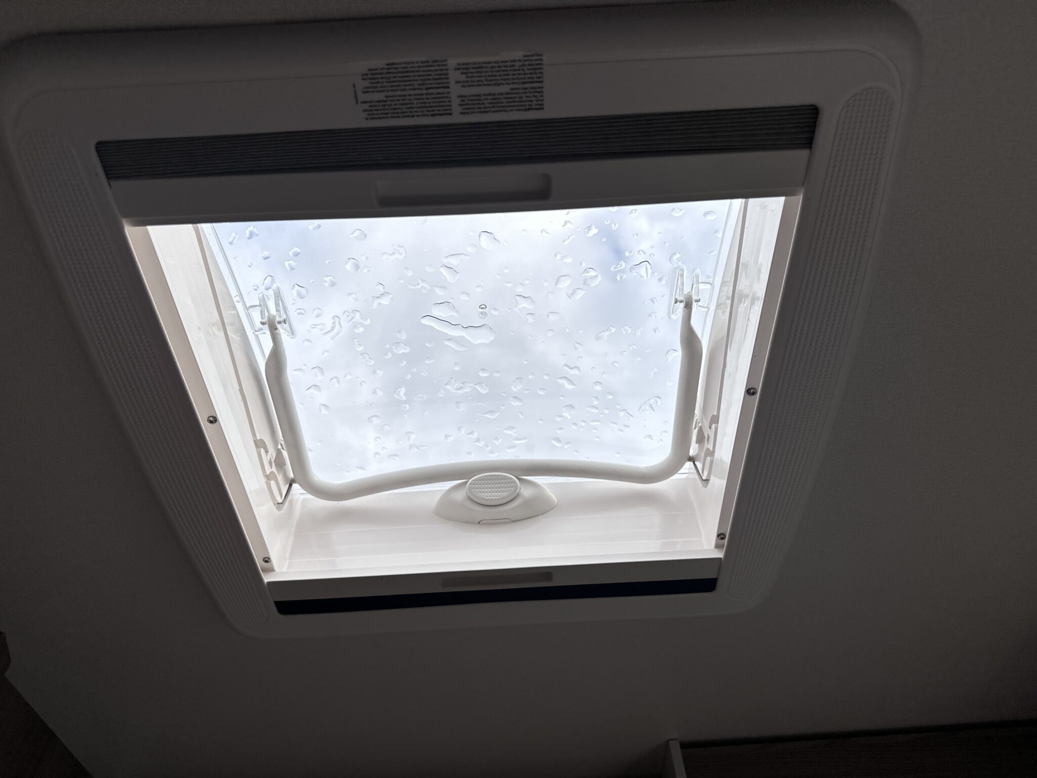 Swift Sprite Compact – 2022 Caravan - Image 66