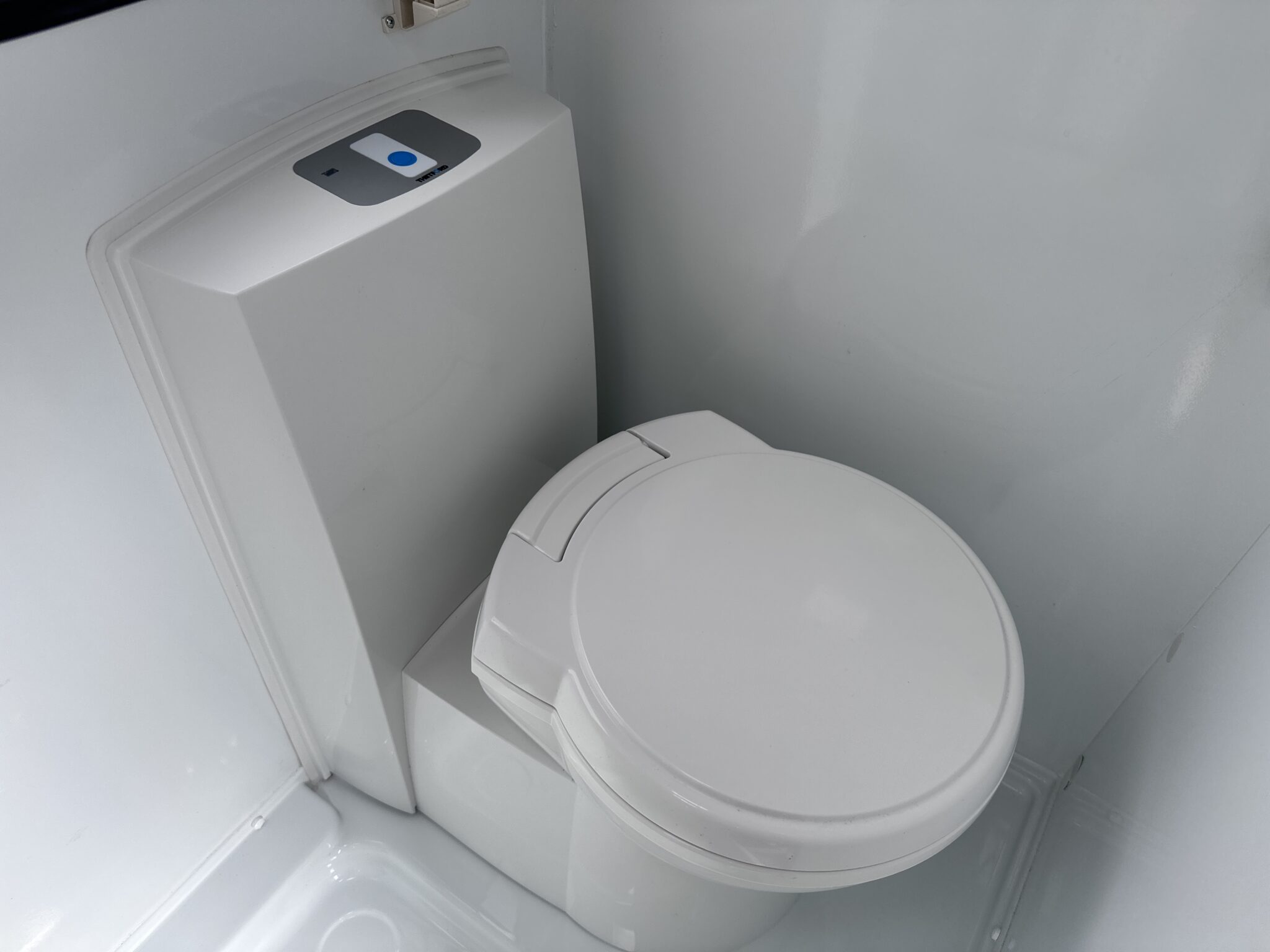 Swift Sprite Compact – 2022 Caravan - Image 67