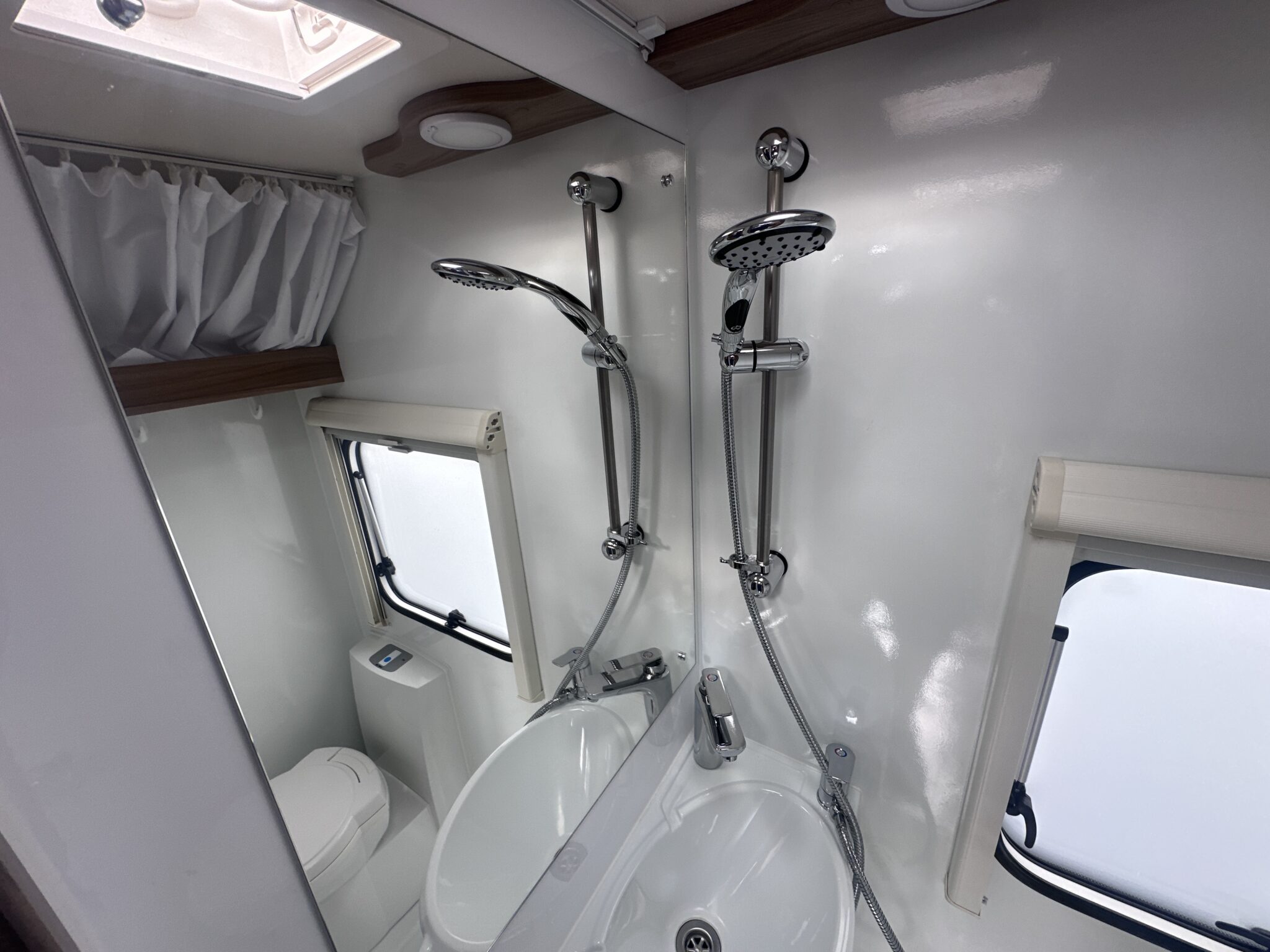 Swift Sprite Compact – 2022 Caravan - Image 71