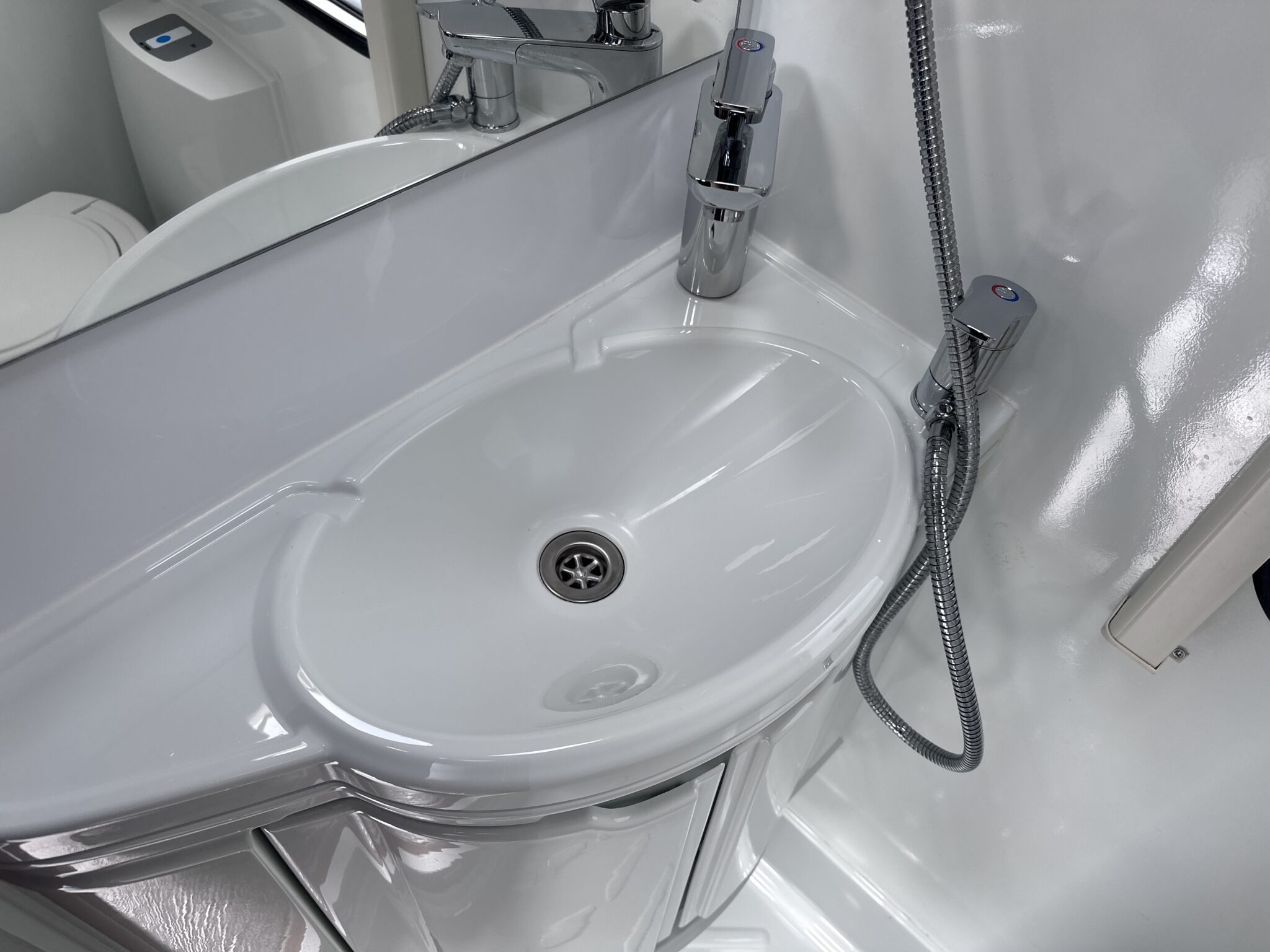 Swift Sprite Compact – 2022 Caravan - Image 72