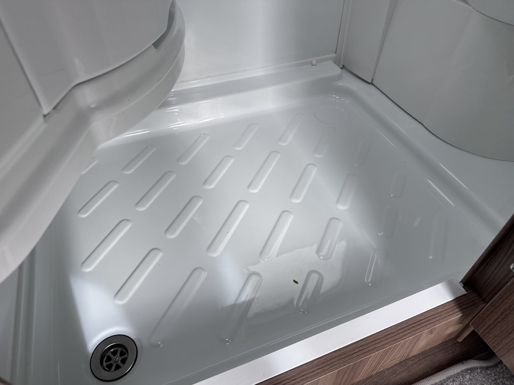 Swift Sprite Compact – 2022 Caravan - Image 75
