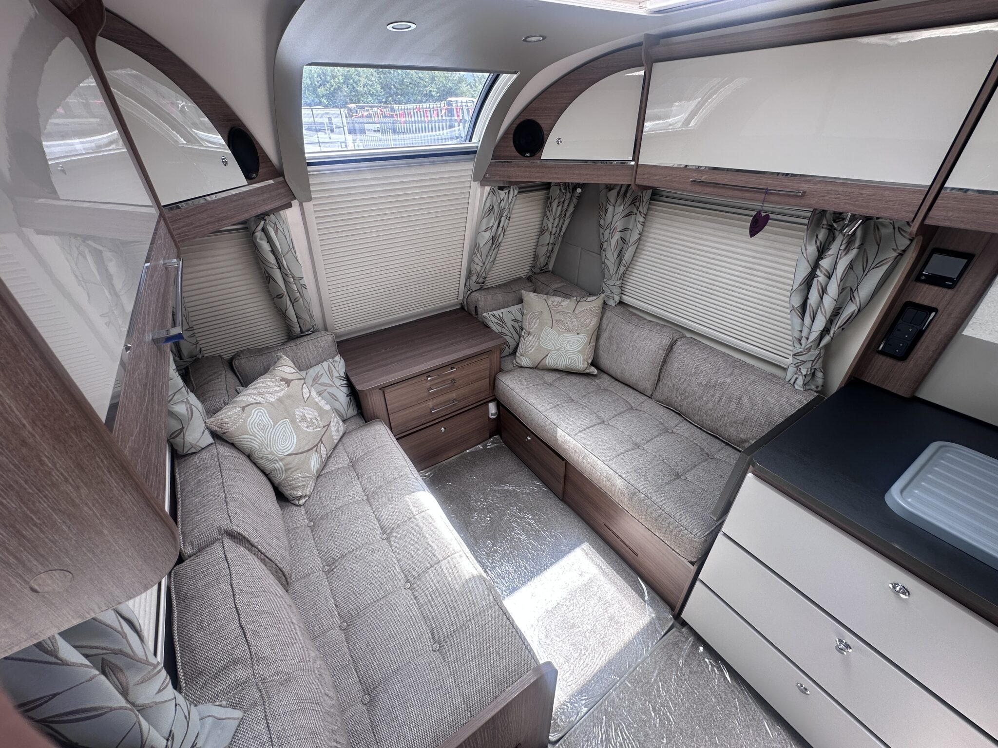 Bailey Unicorn Cadiz – 2019 Caravan - Image 27
