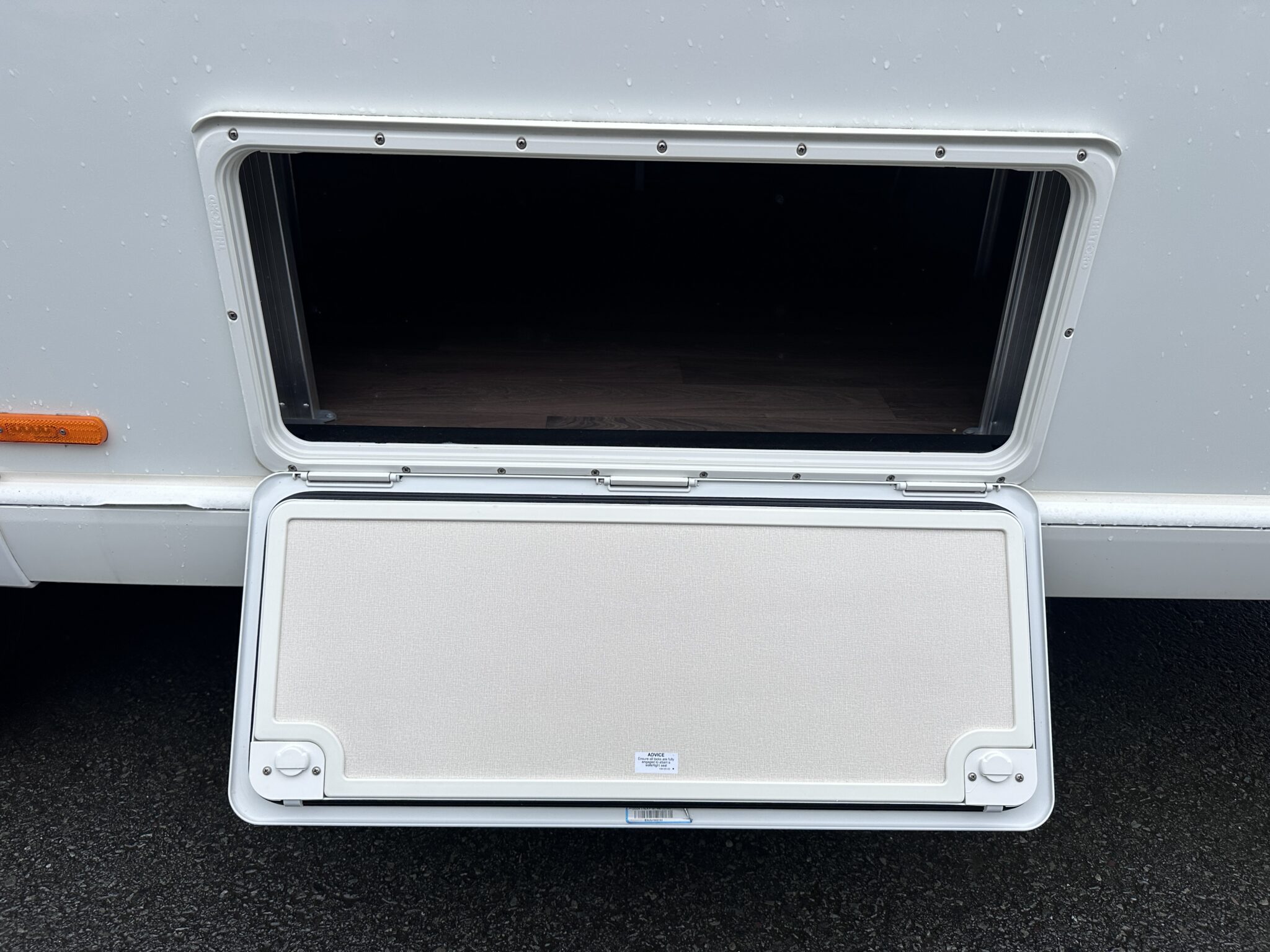 Swift Conqueror 645 – 2018 Caravan - Image 23