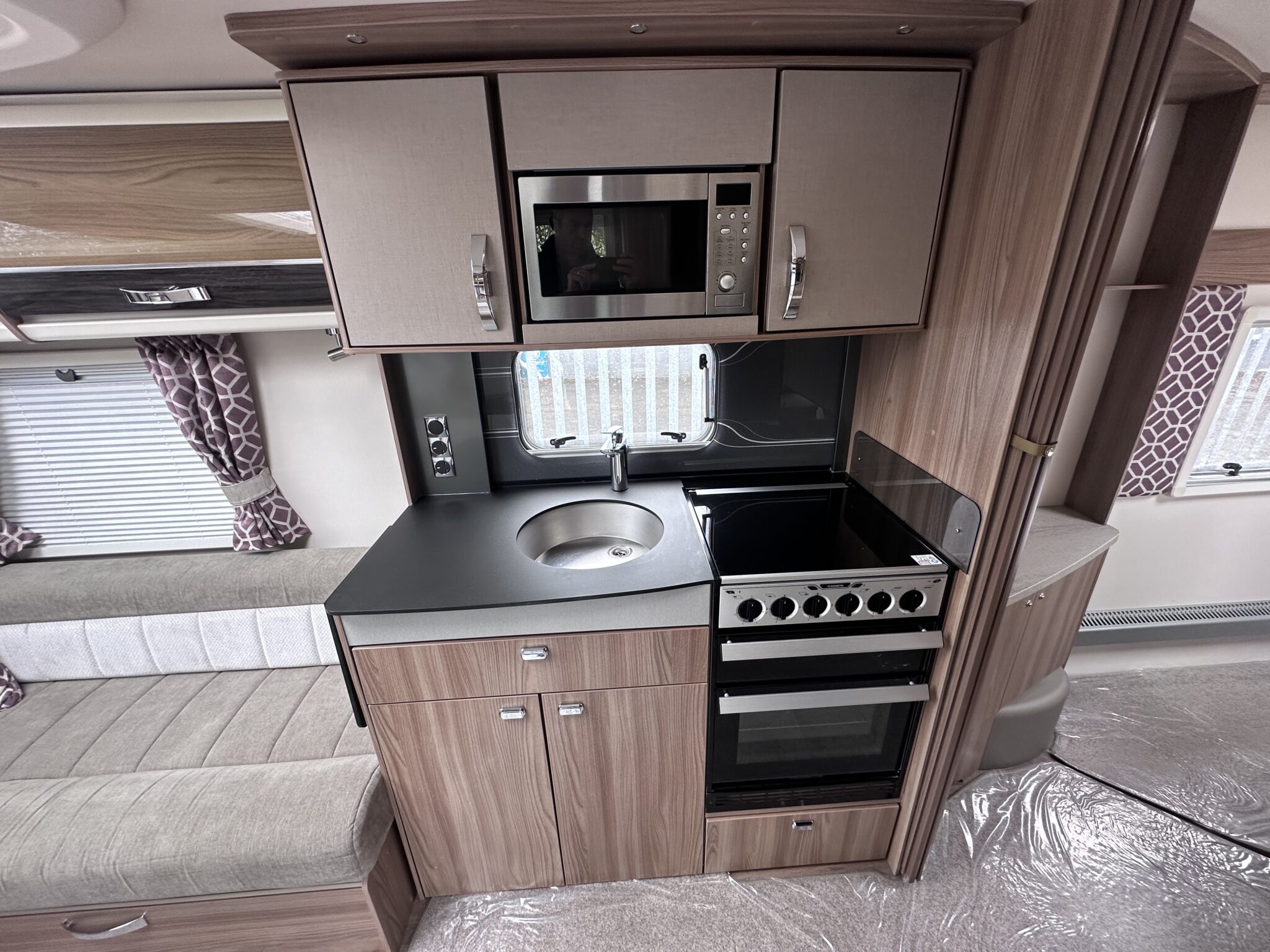 Swift Conqueror 645 – 2018 Caravan - Image 27