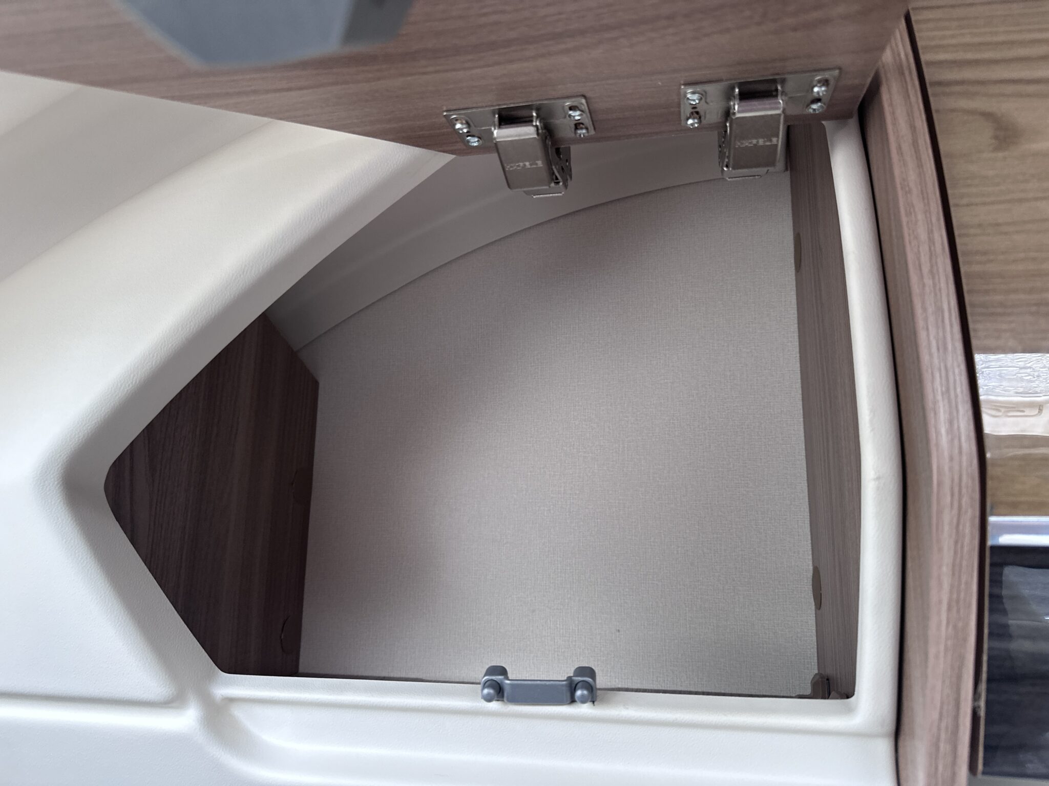 Swift Conqueror 645 – 2018 Caravan - Image 48