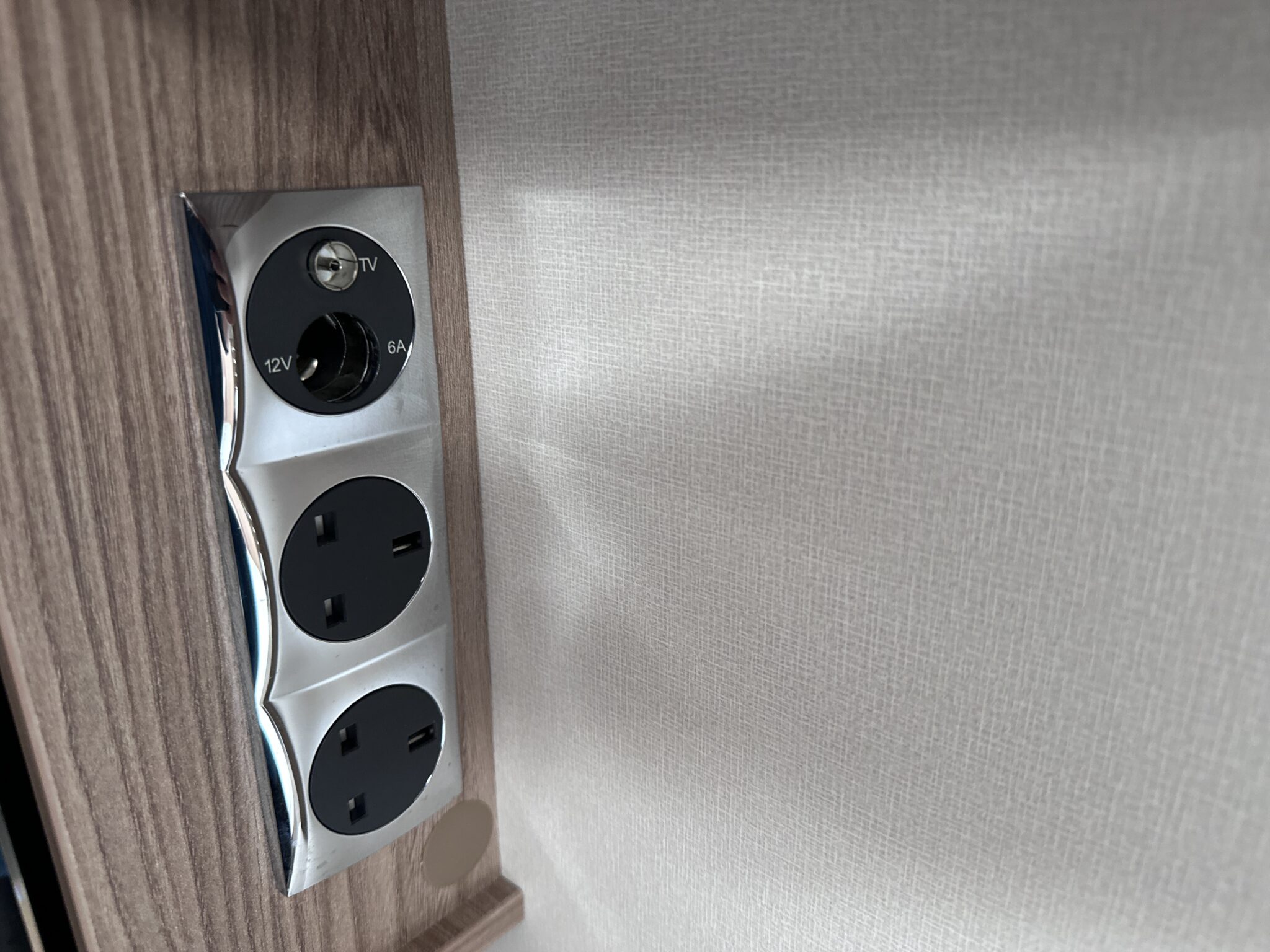 Swift Conqueror 645 – 2018 Caravan - Image 76