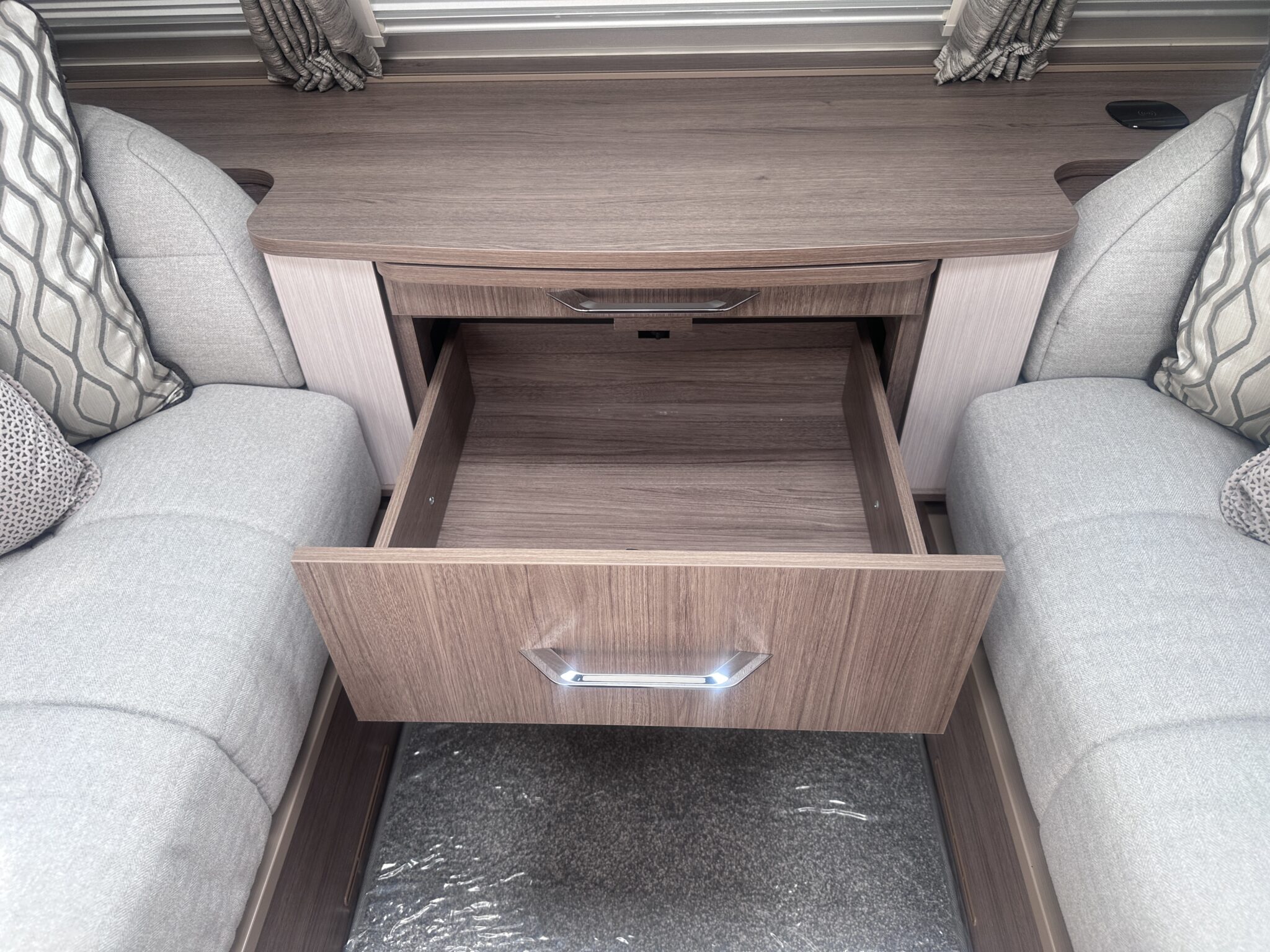 Coachman VIP 575 – 2020 Caravan - Image 39