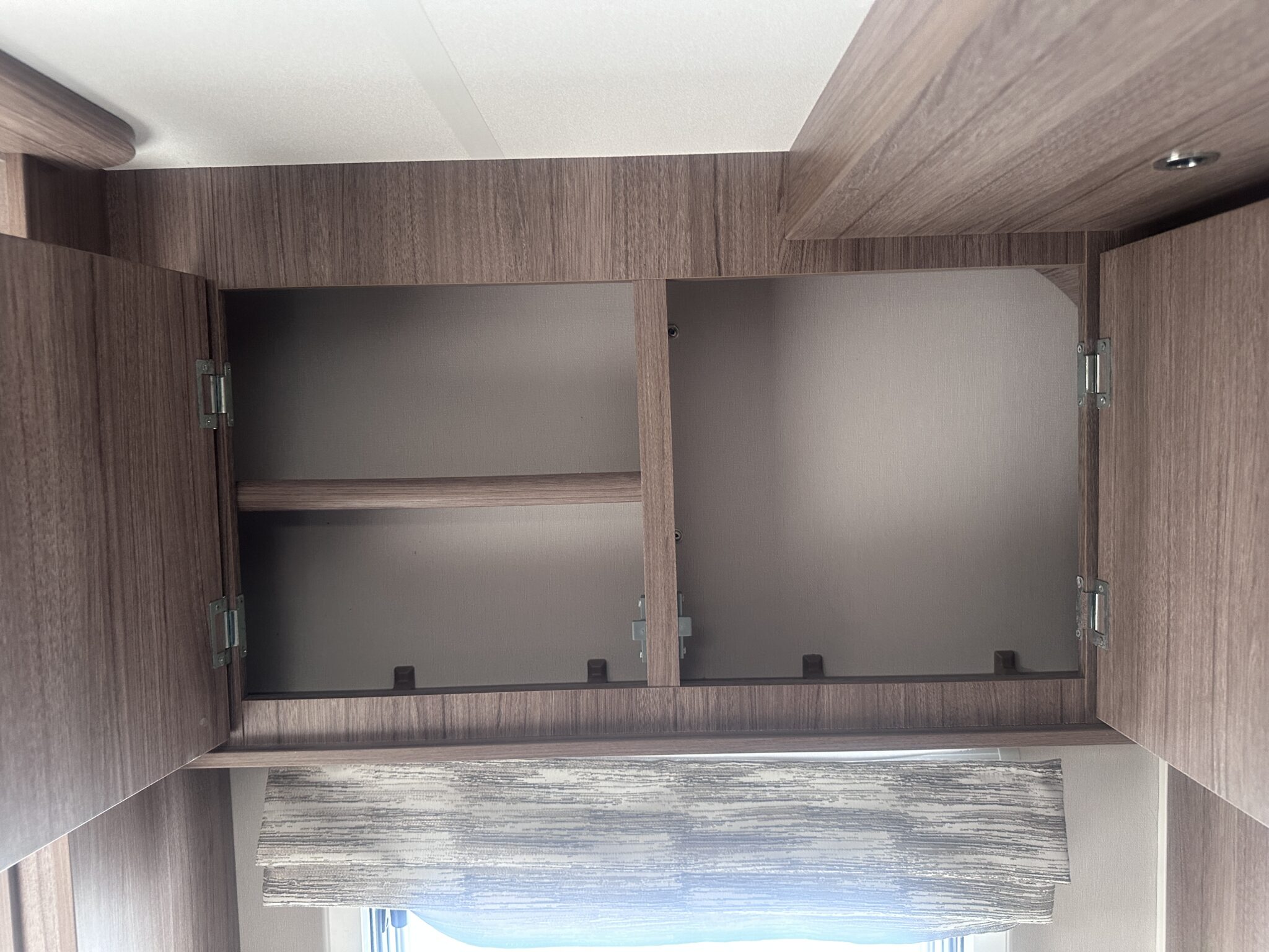 Coachman VIP 575 – 2020 Caravan - Image 86