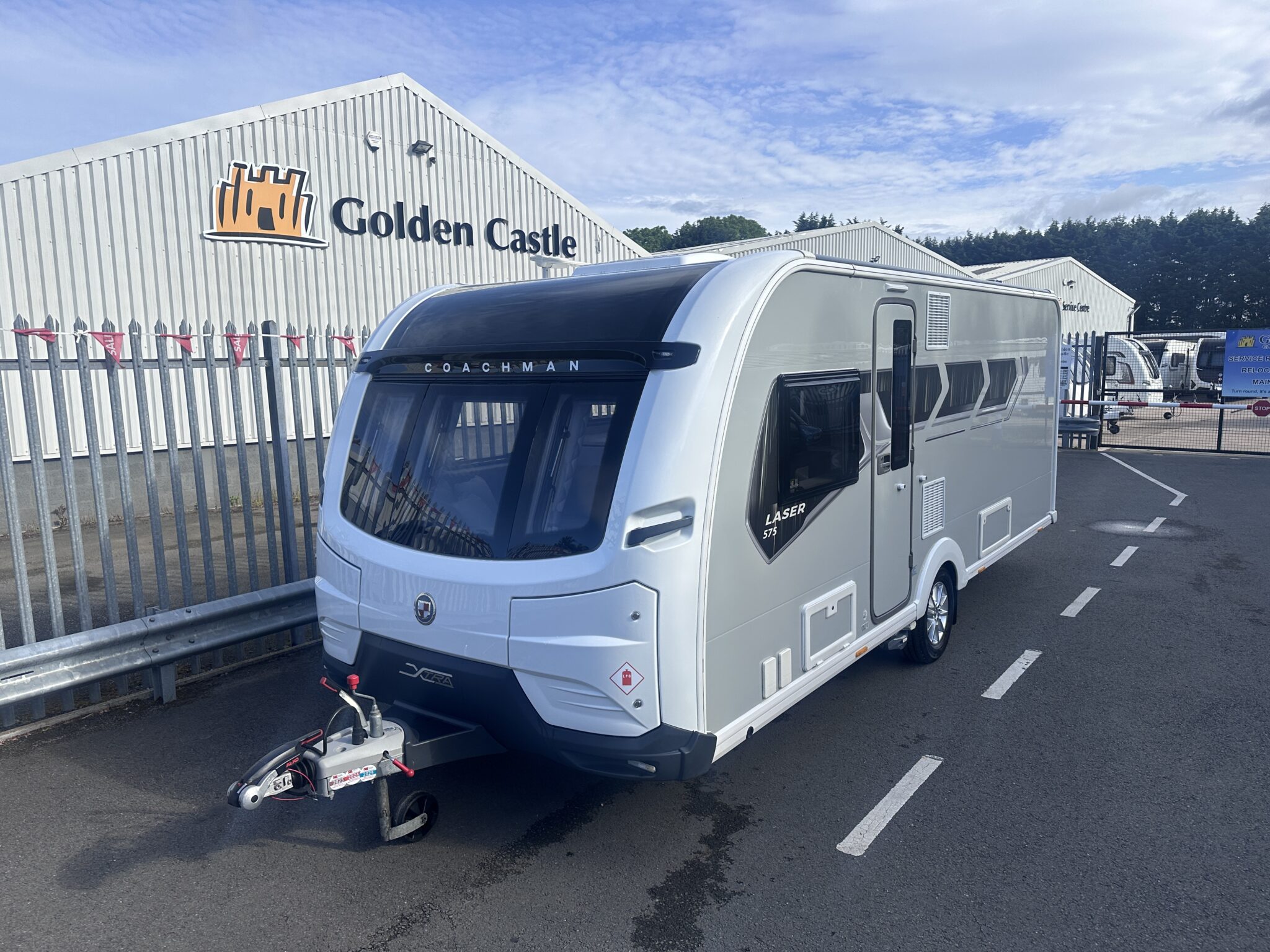 Coachman Laser Xtra 575 – 2022 Caravan