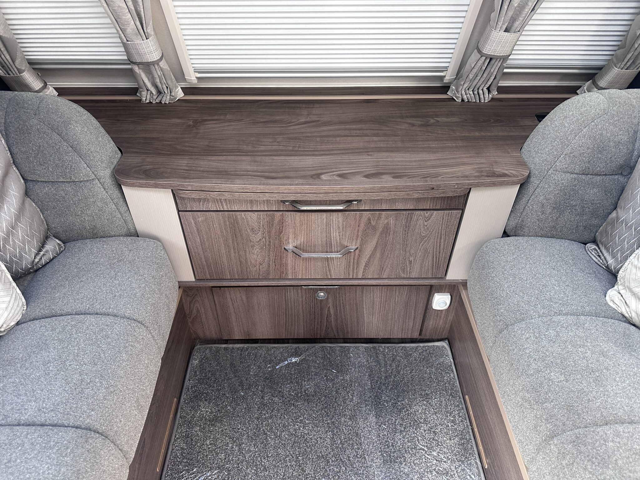 Coachman Laser Xtra 575 – 2022 Caravan - Image 36