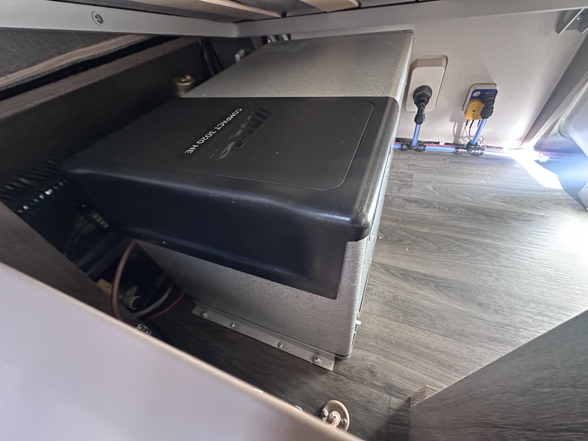 Coachman Laser Xtra 575 – 2022 Caravan - Image 54