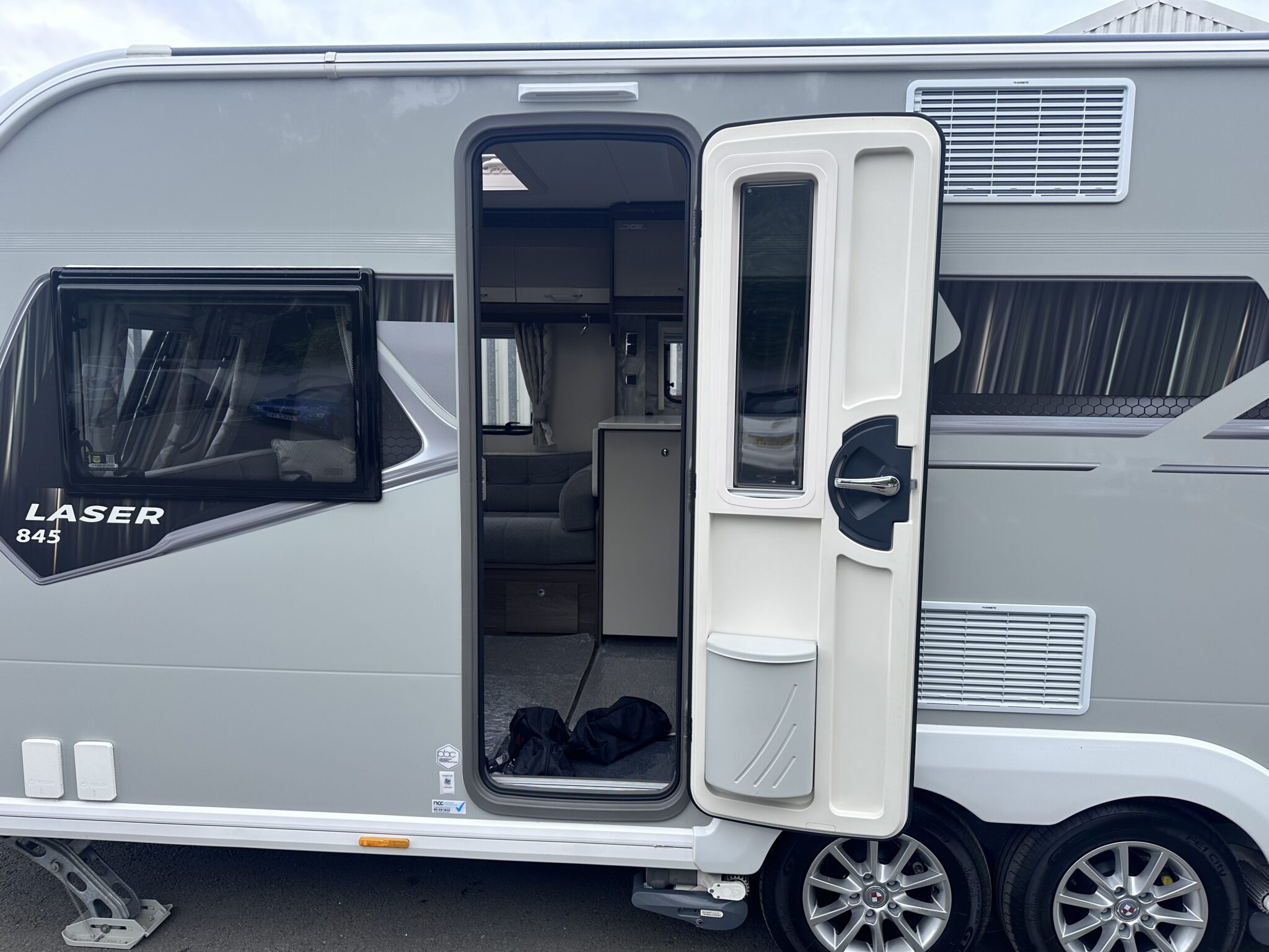 Coachman Laser Xcel 845 – 2023 Caravan - Image 10