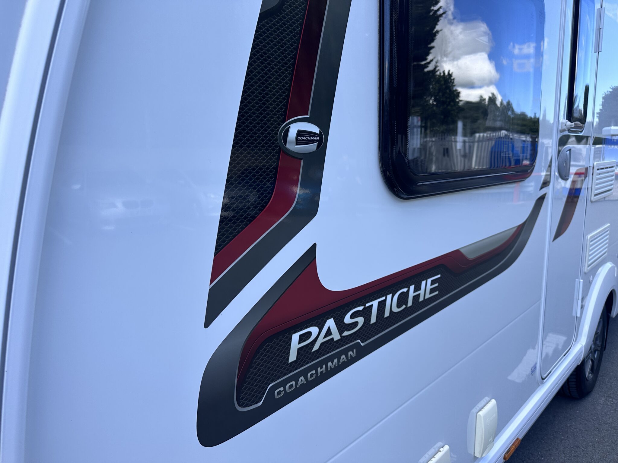 2018 Coachman Pastiche 575/4. - Image 14