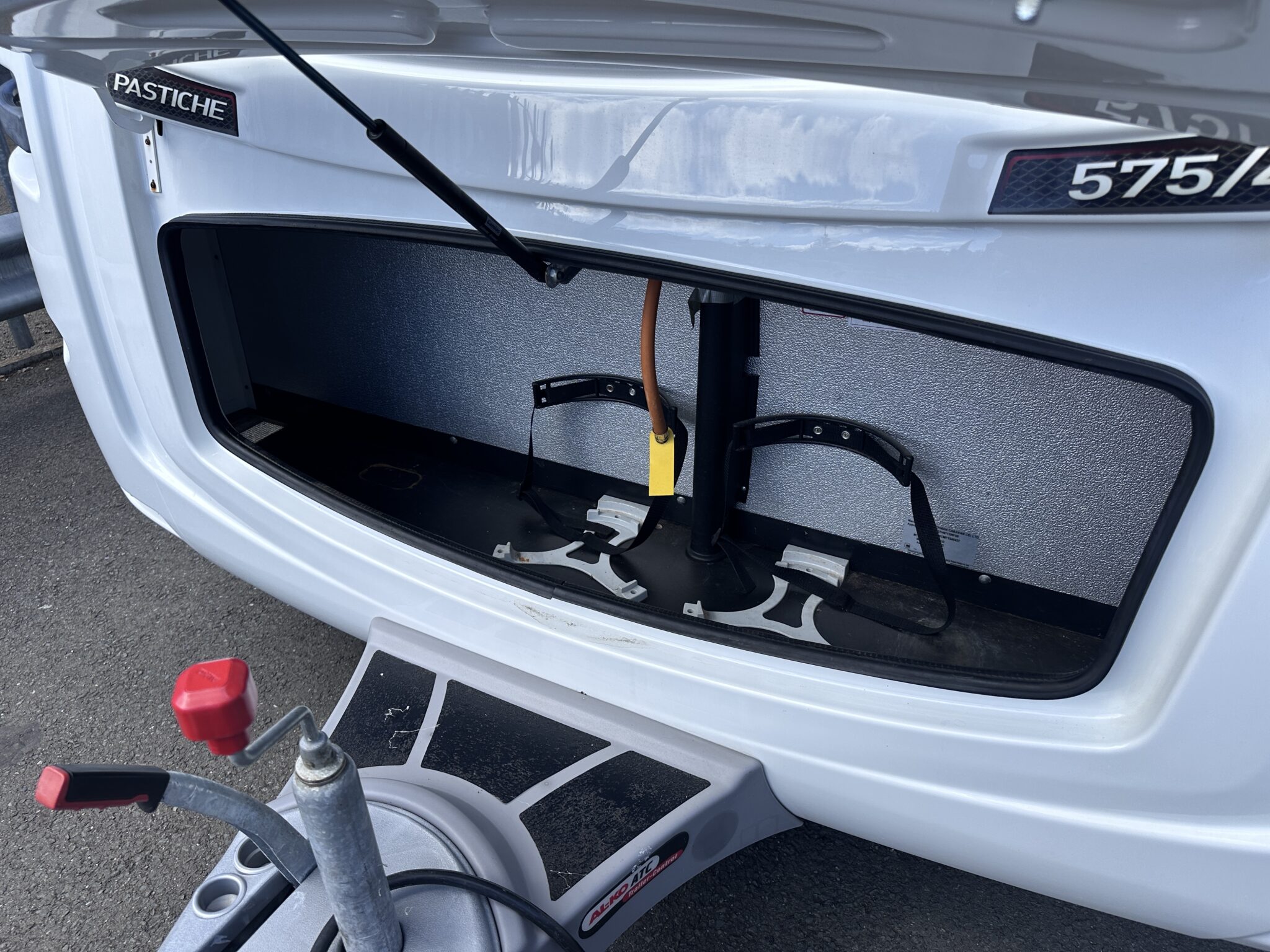 2018 Coachman Pastiche 575/4. - Image 15