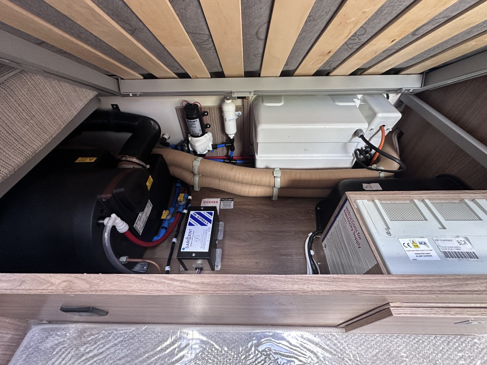 2018 Coachman Pastiche 575/4. - Image 42