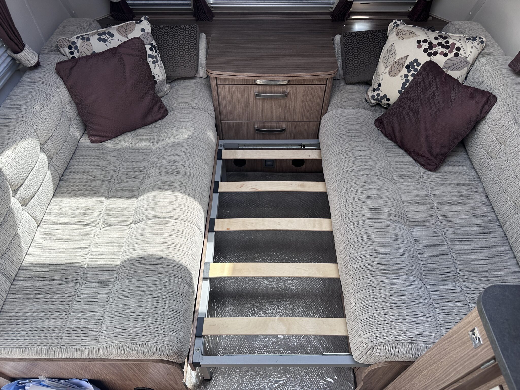 2018 Coachman Pastiche 575/4. - Image 43