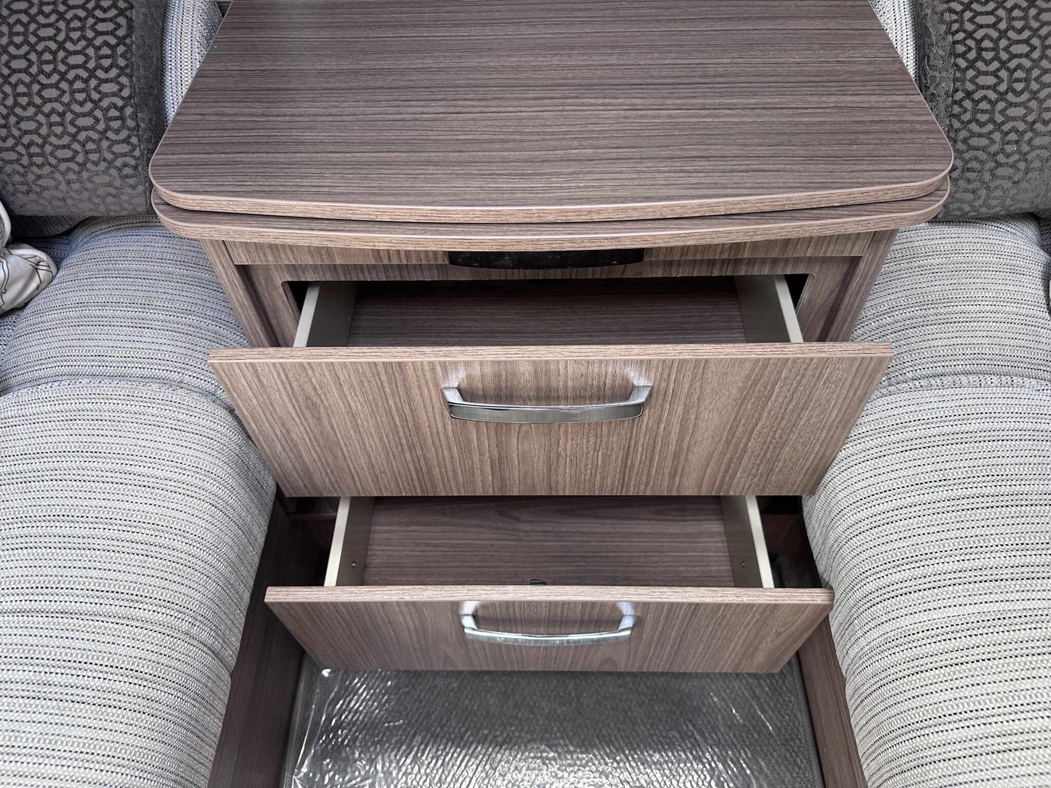 2018 Coachman Pastiche 575/4. - Image 47
