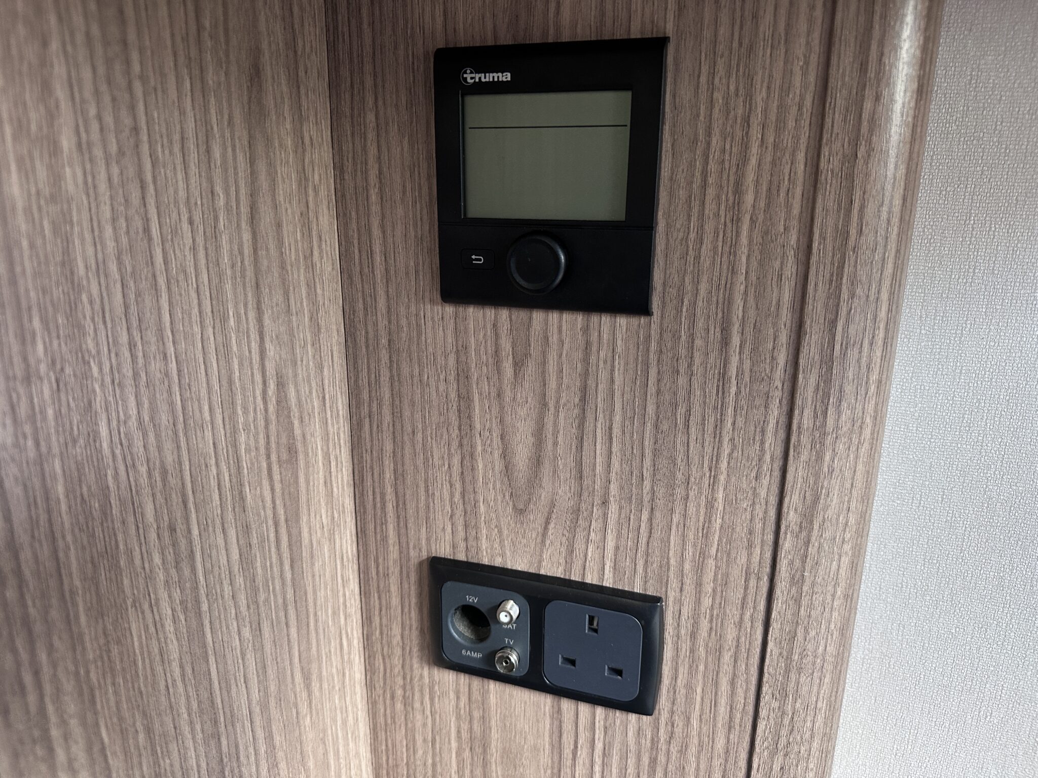 2018 Coachman Pastiche 575/4. - Image 51