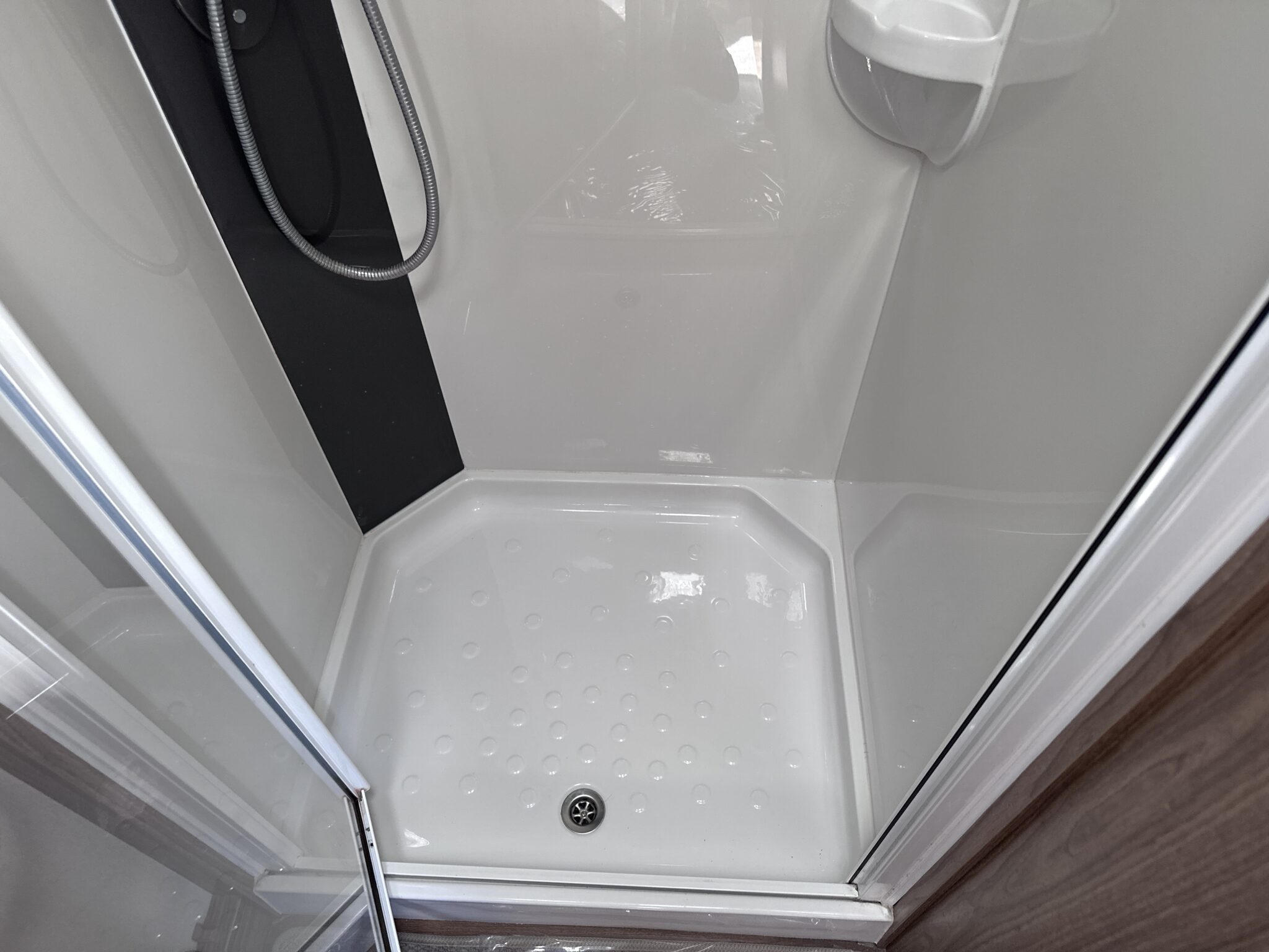2018 Coachman Pastiche 575/4. - Image 85