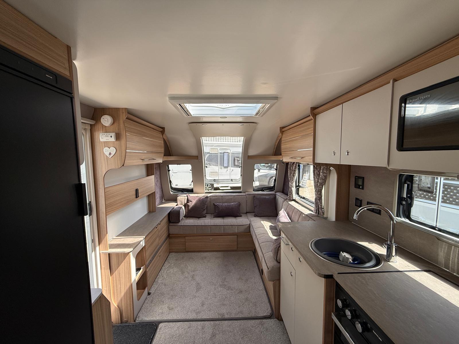 Bailey Pegasus Grande GT75 Bologna – Caravan - Image 4