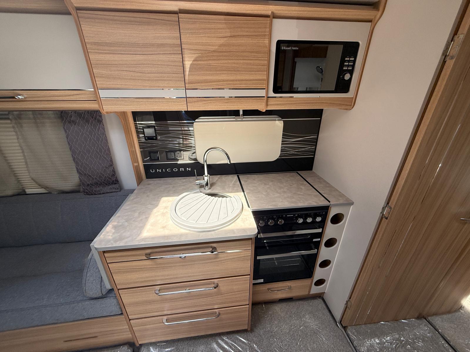 Bailey Unicorn Pamplona – 2024 Caravan - Image 15