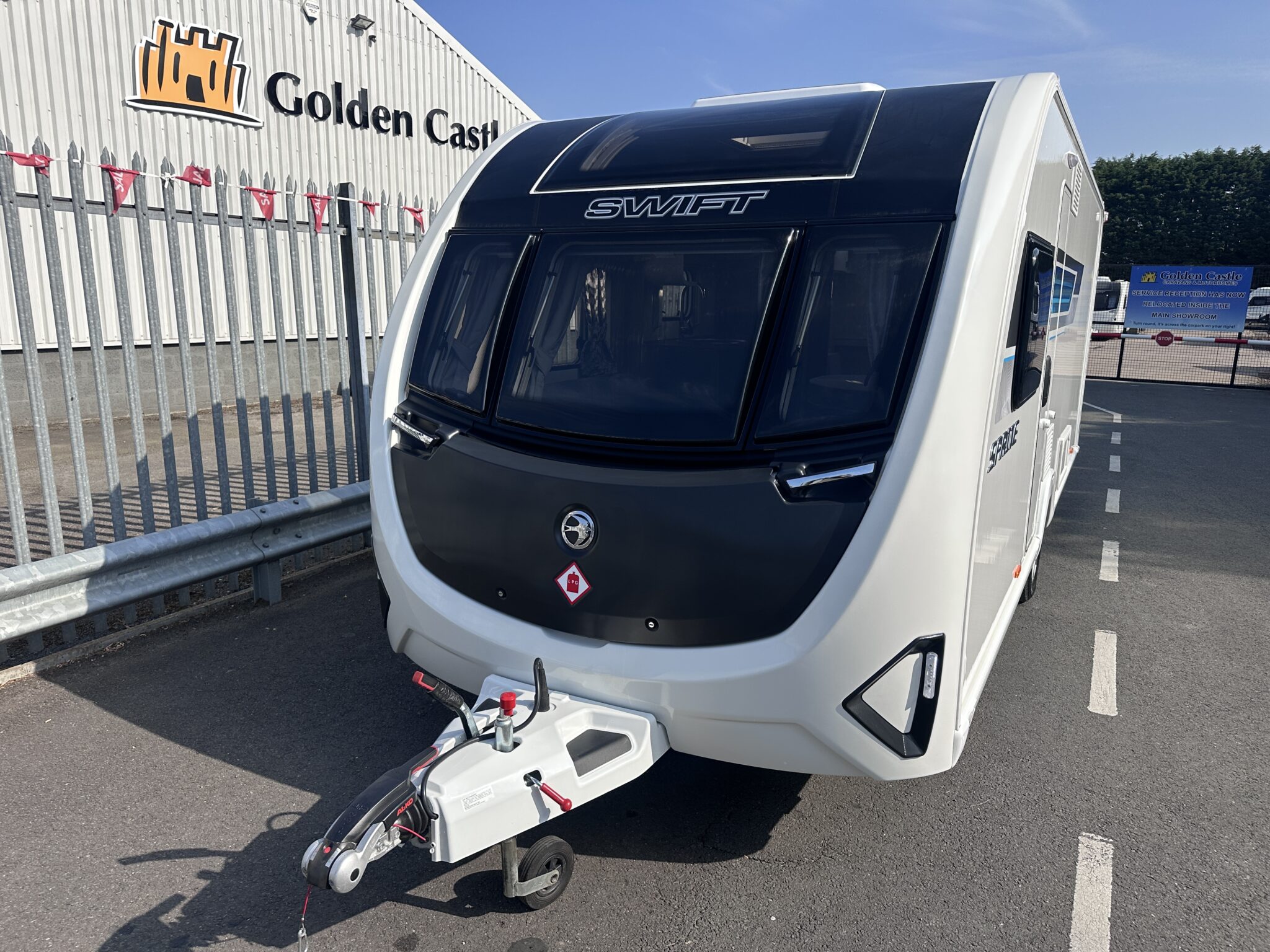 Swift Sprite Major 4 SB – 2025 Caravan - Image 8