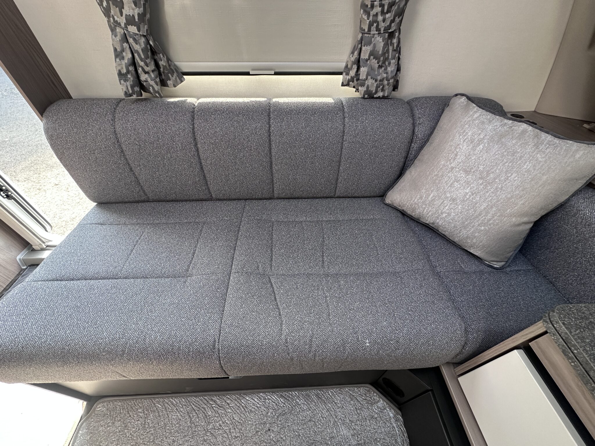 Swift Sprite Major 4 SB – 2025 Caravan - Image 32