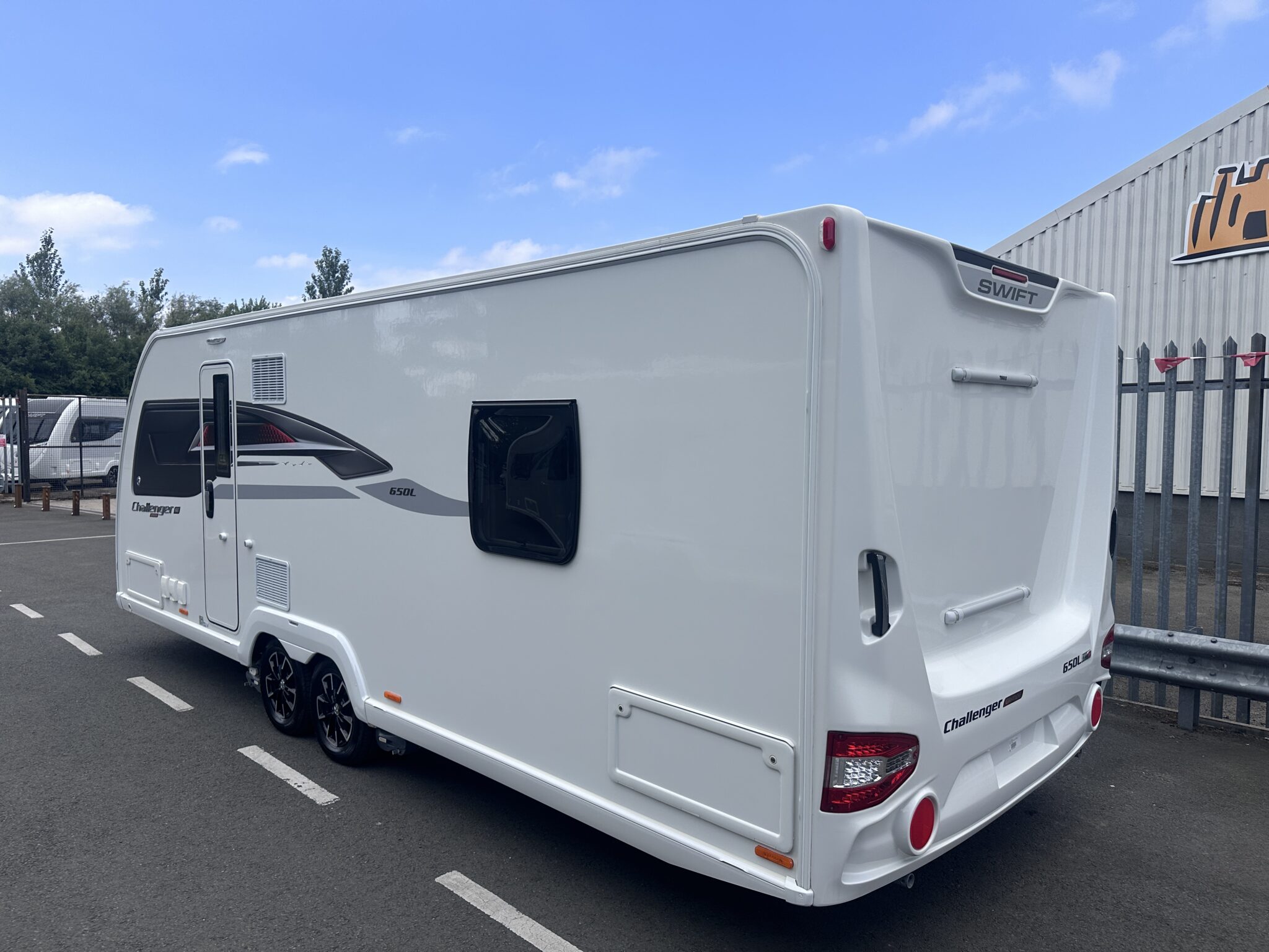 Swift Challenger Grande 650L – 2024 Caravan - Image 4