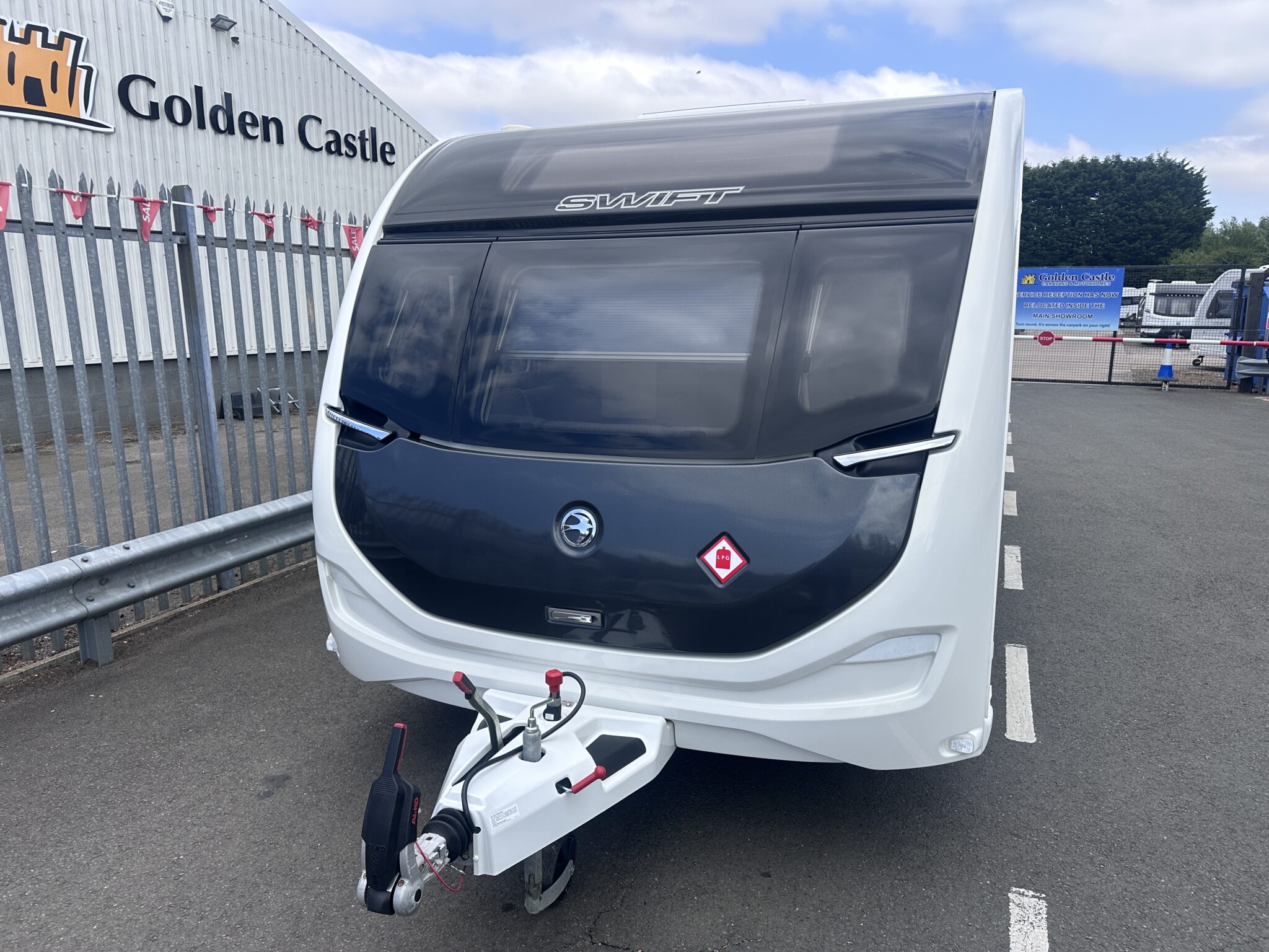 Swift Challenger Grande 650L – 2024 Caravan - Image 8