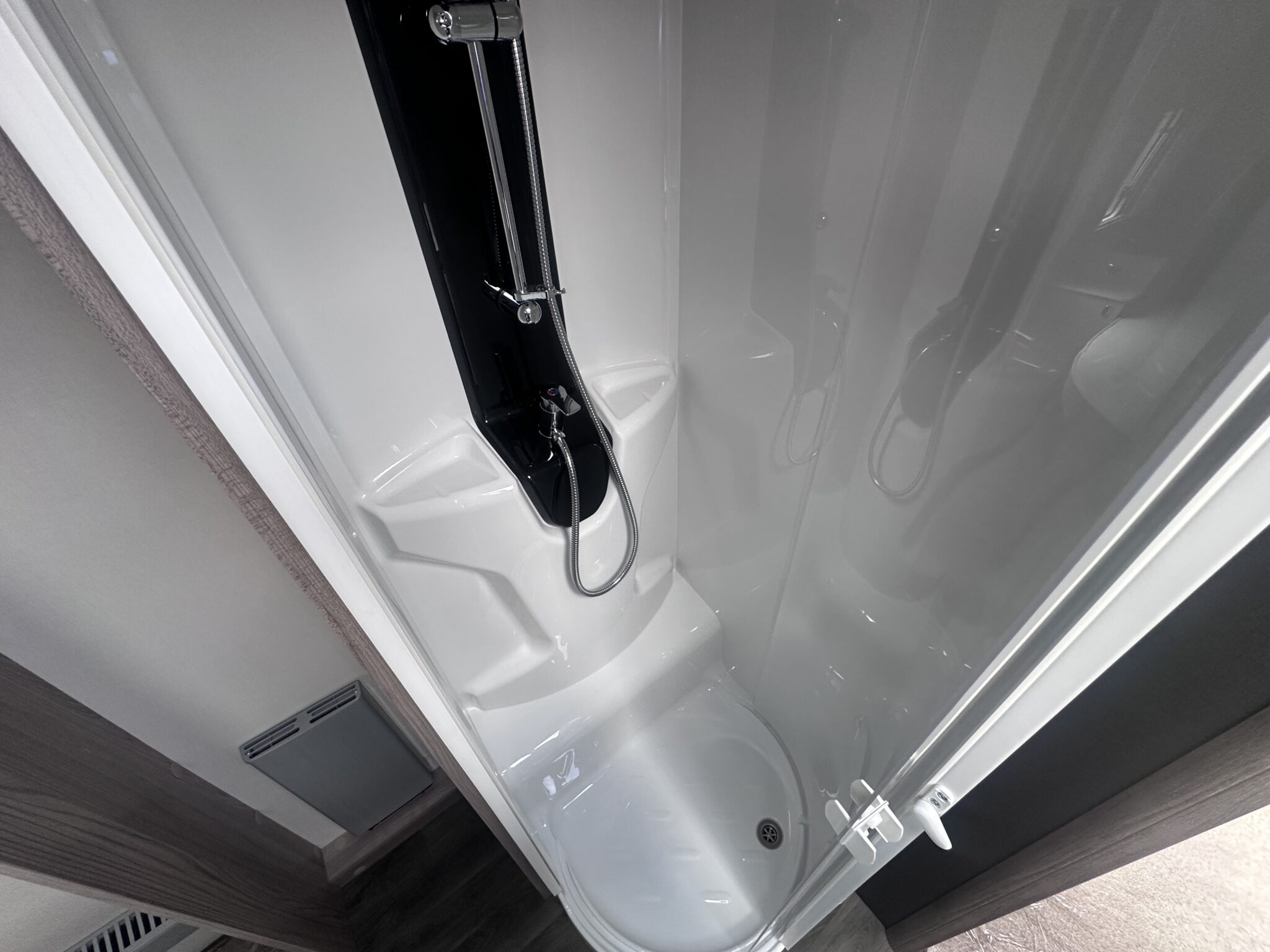 Swift Challenger Grande 650L – 2024 Caravan - Image 72