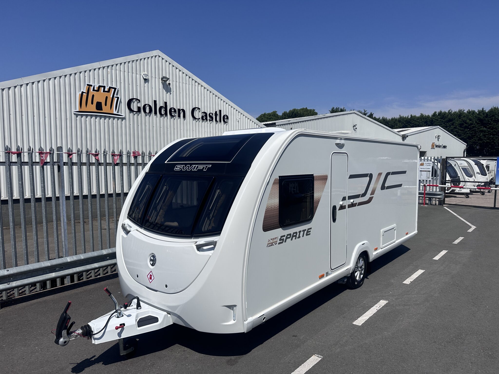 Swift Sprite Major 4SB – 2022 Caravan - Image 2