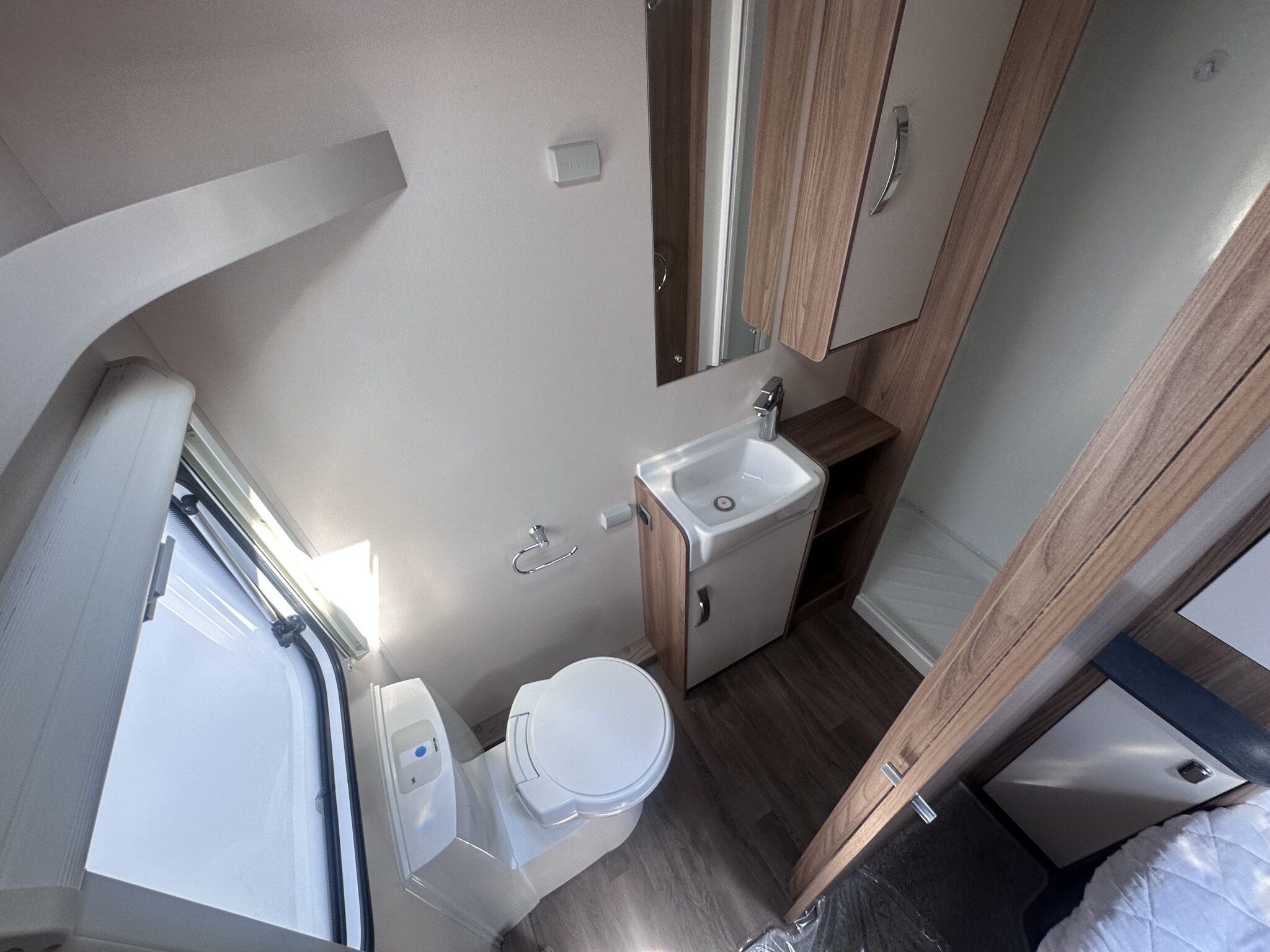 Swift Sprite Major 4SB – 2022 Caravan - Image 29