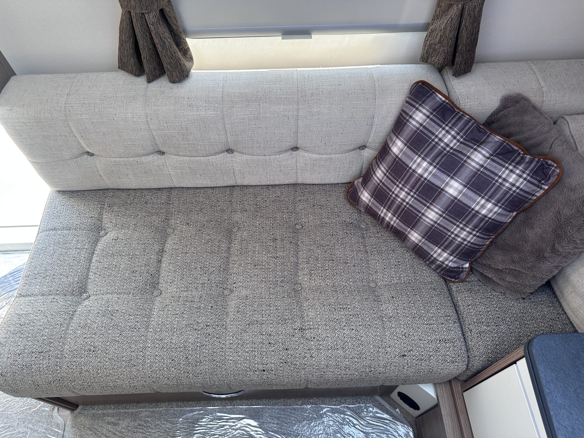 Swift Sprite Major 4SB – 2022 Caravan - Image 32