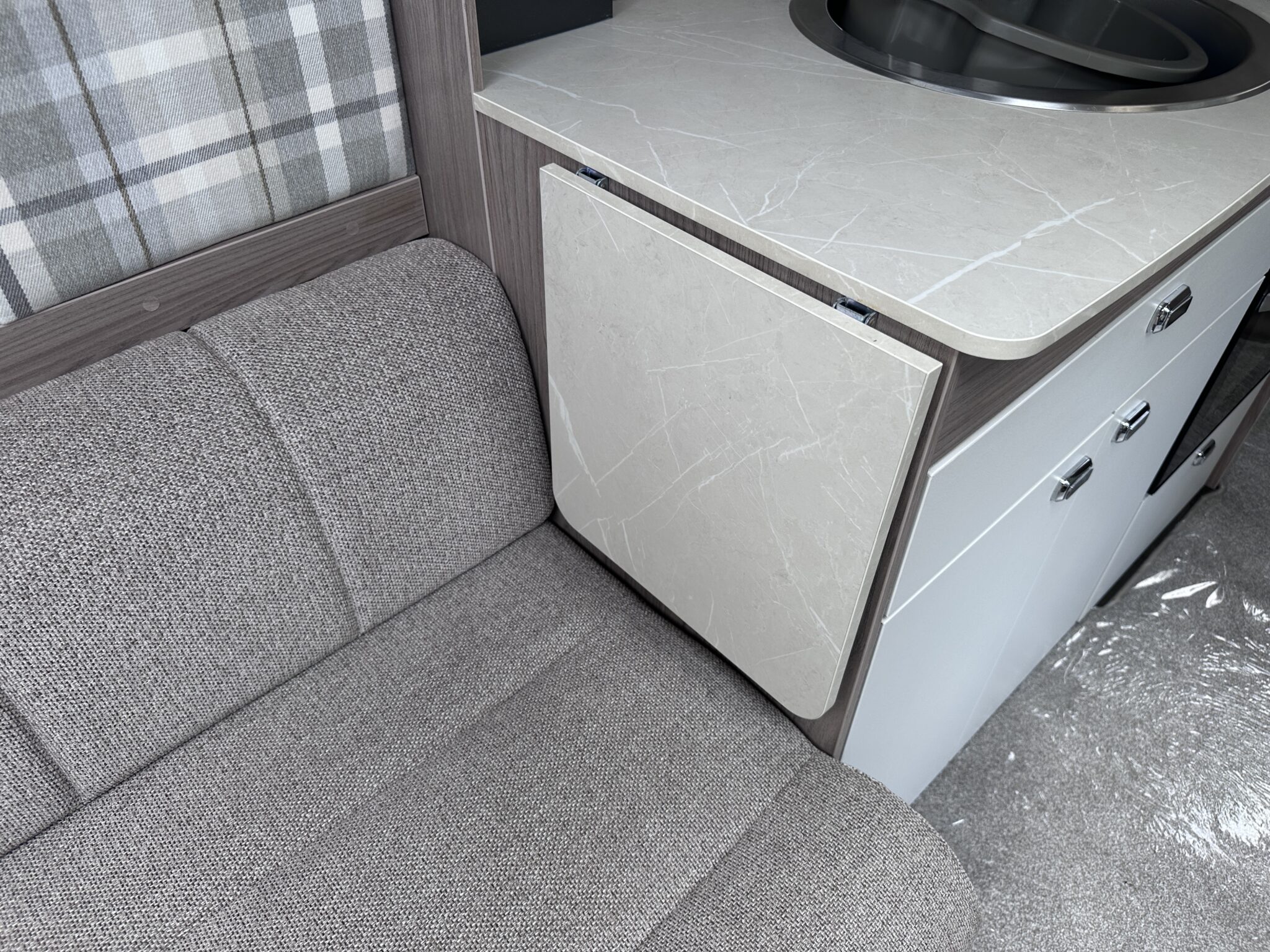 Swift Challenger Grande 580 SE – 2023 Caravan - Image 42