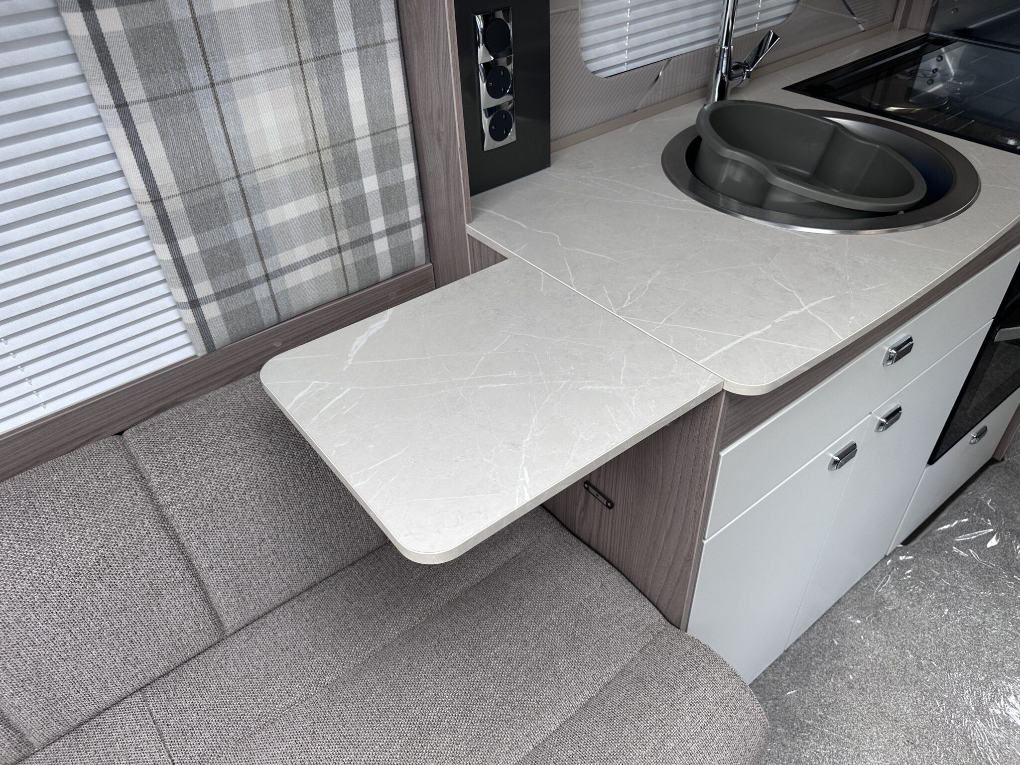 Swift Challenger Grande 580 SE – 2023 Caravan - Image 43