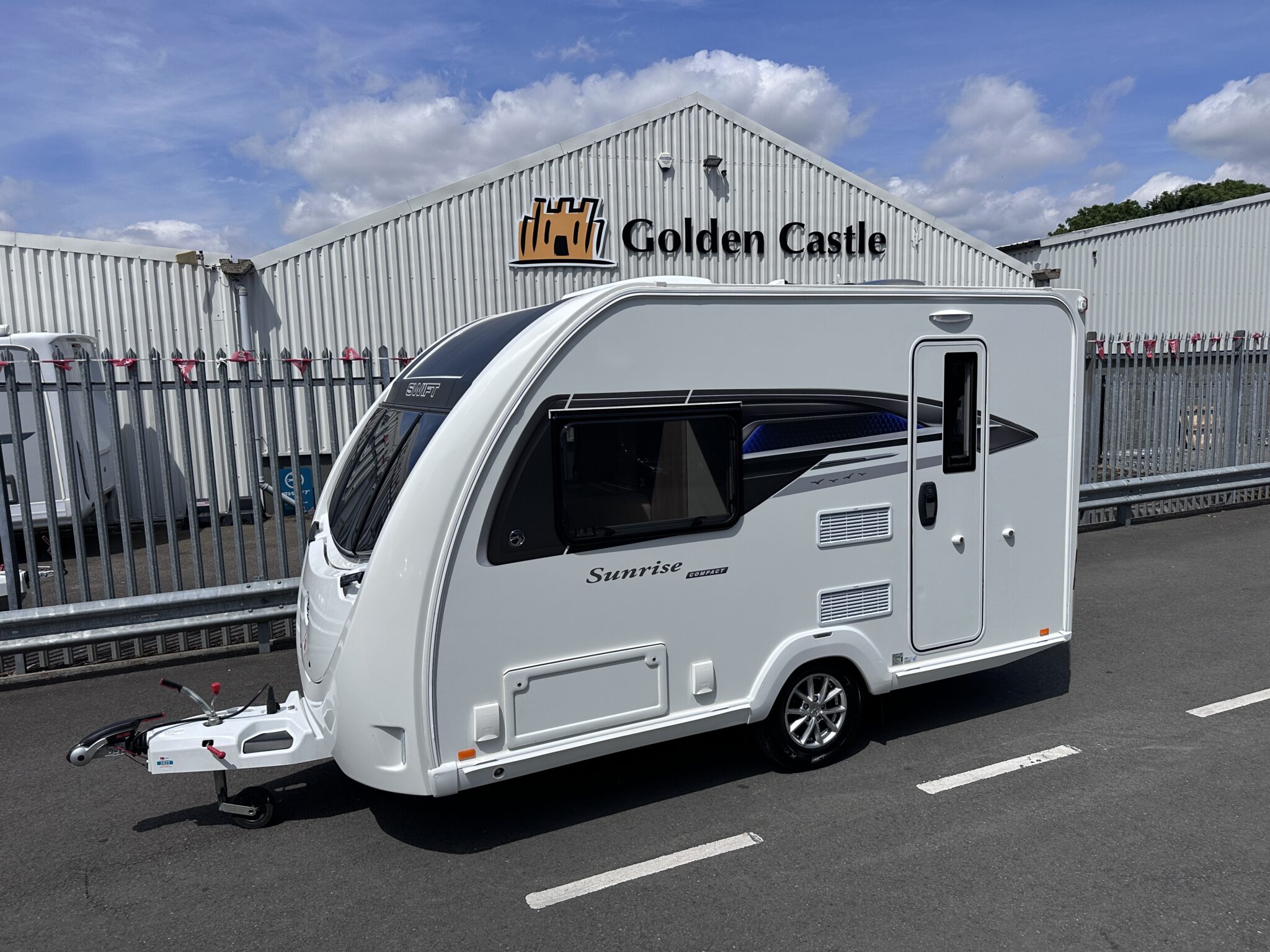 Swift Sunrise Compact – 2024 Caravan - Image 3