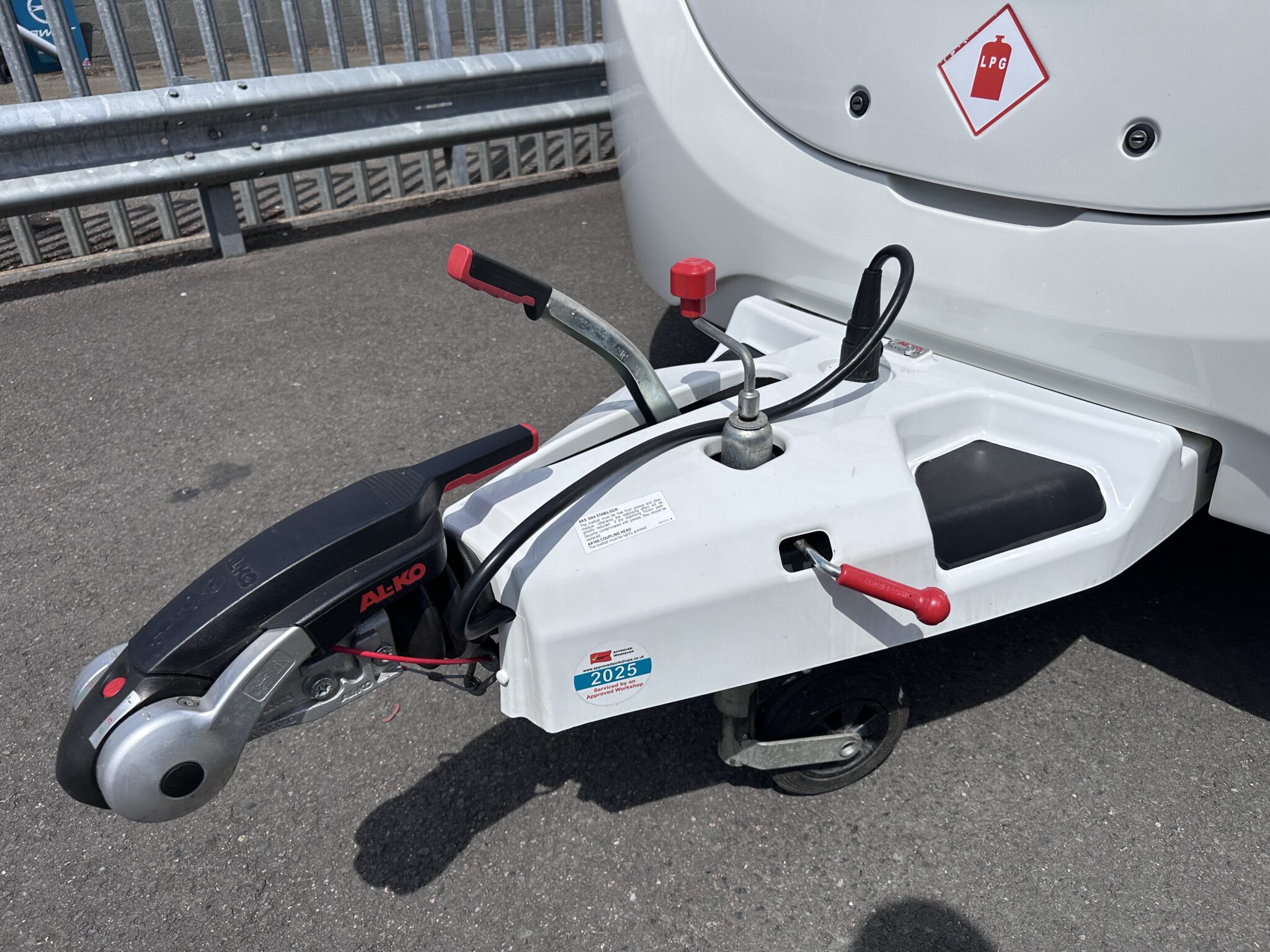 Swift Sunrise Compact – 2024 Caravan - Image 9