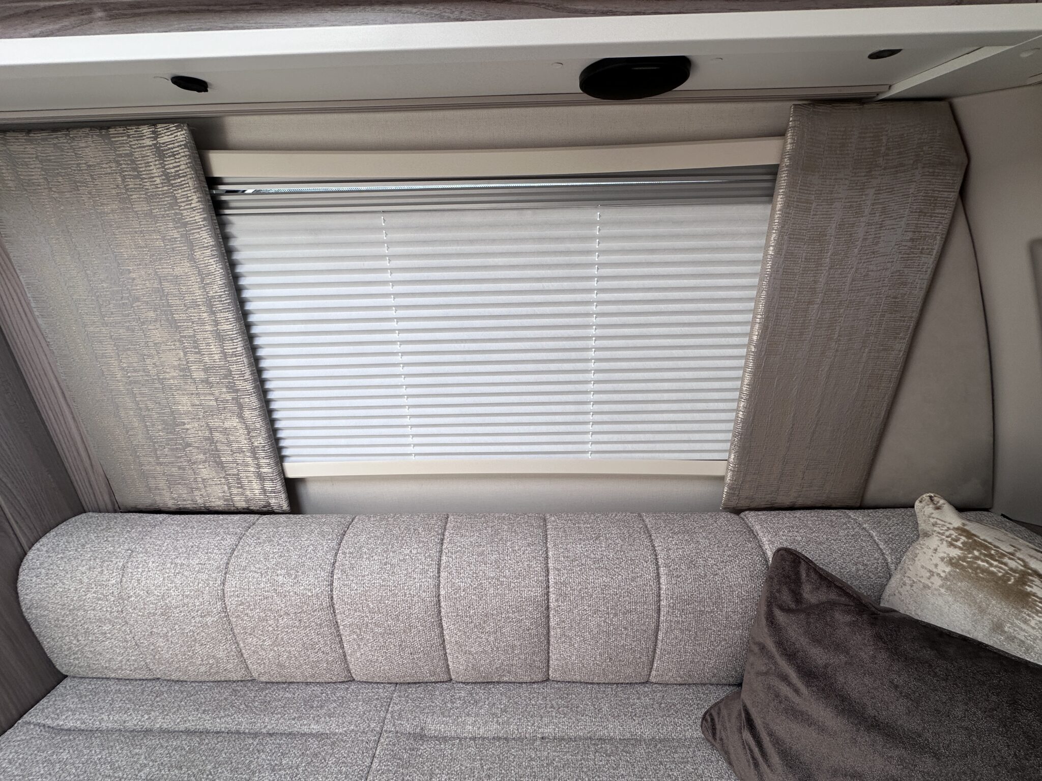 Swift Sunrise Compact – 2024 Caravan - Image 28