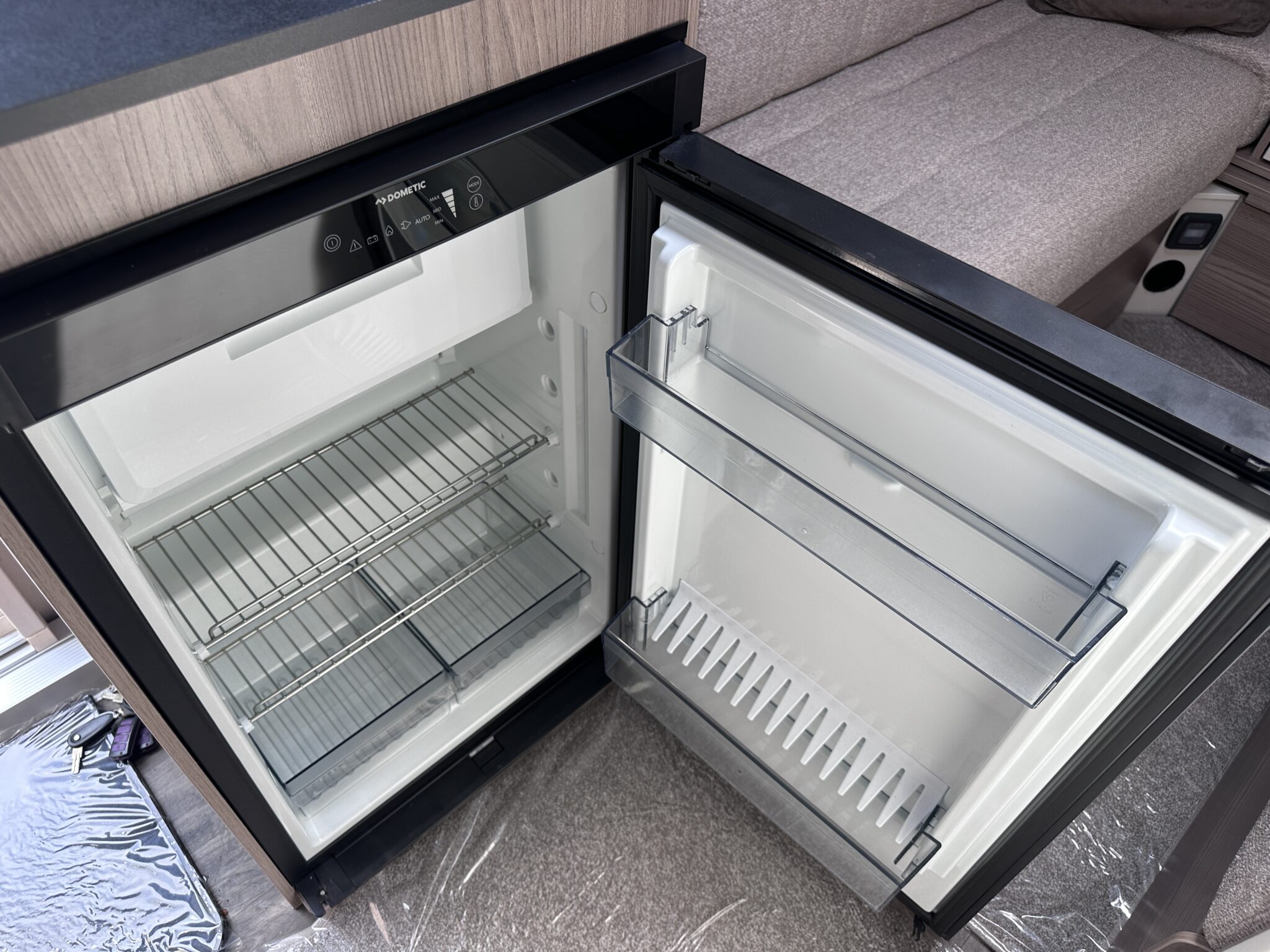 Swift Sunrise Compact – 2024 Caravan - Image 47