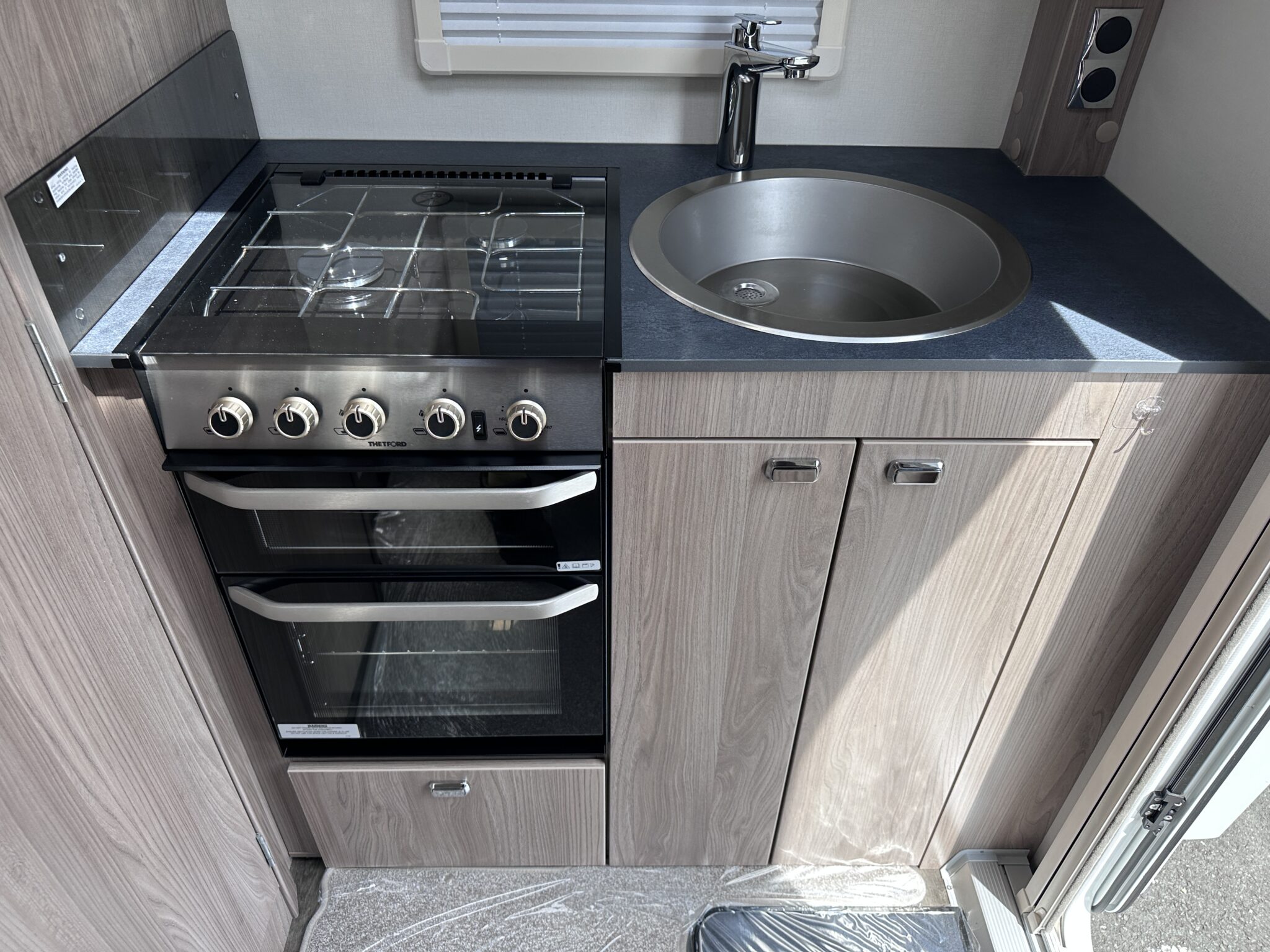 Swift Sunrise Compact – 2024 Caravan - Image 52