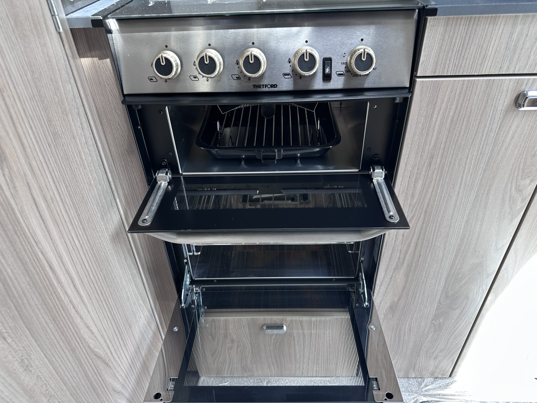 Swift Sunrise Compact – 2024 Caravan - Image 57